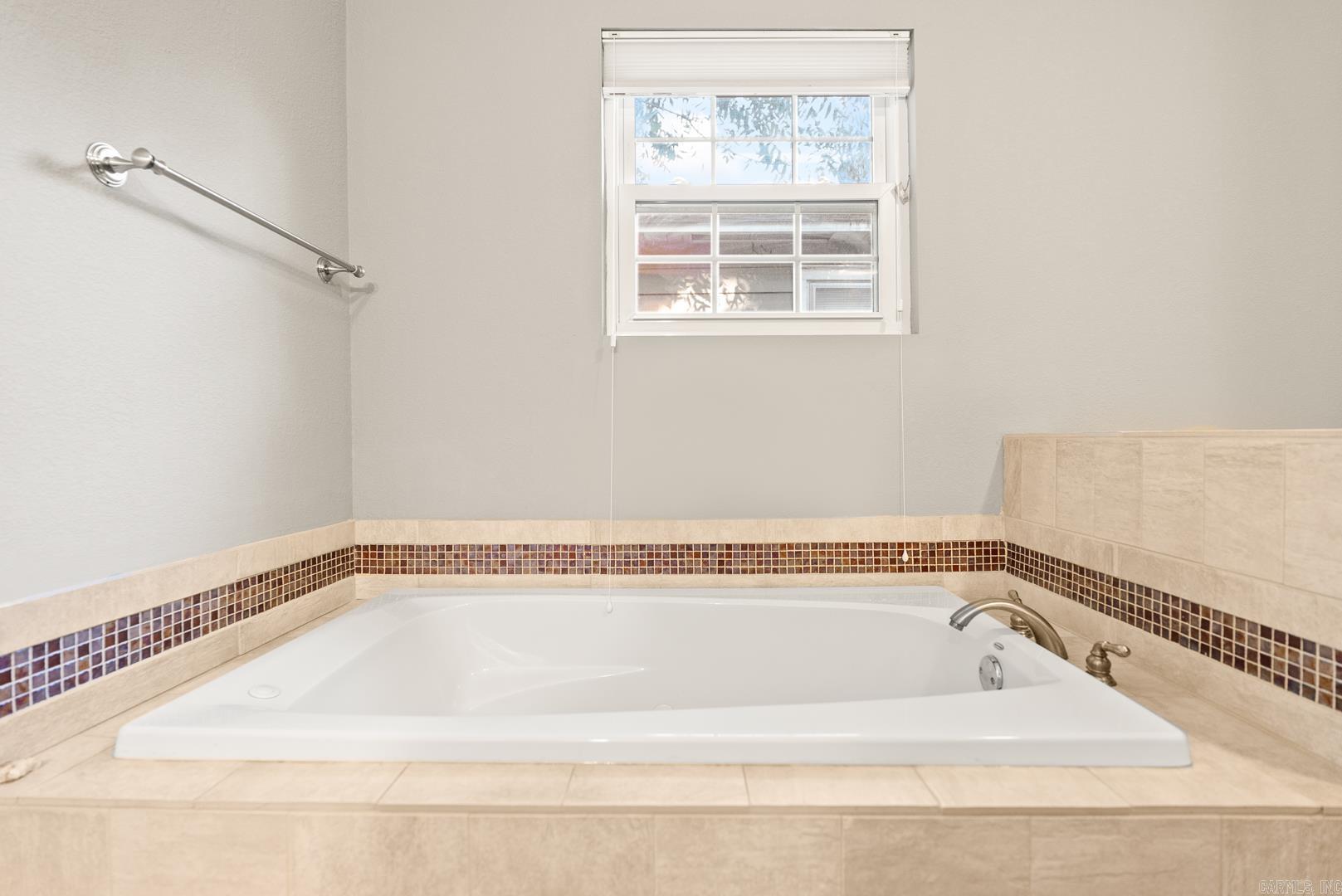 5515 F  Little Rock, AR