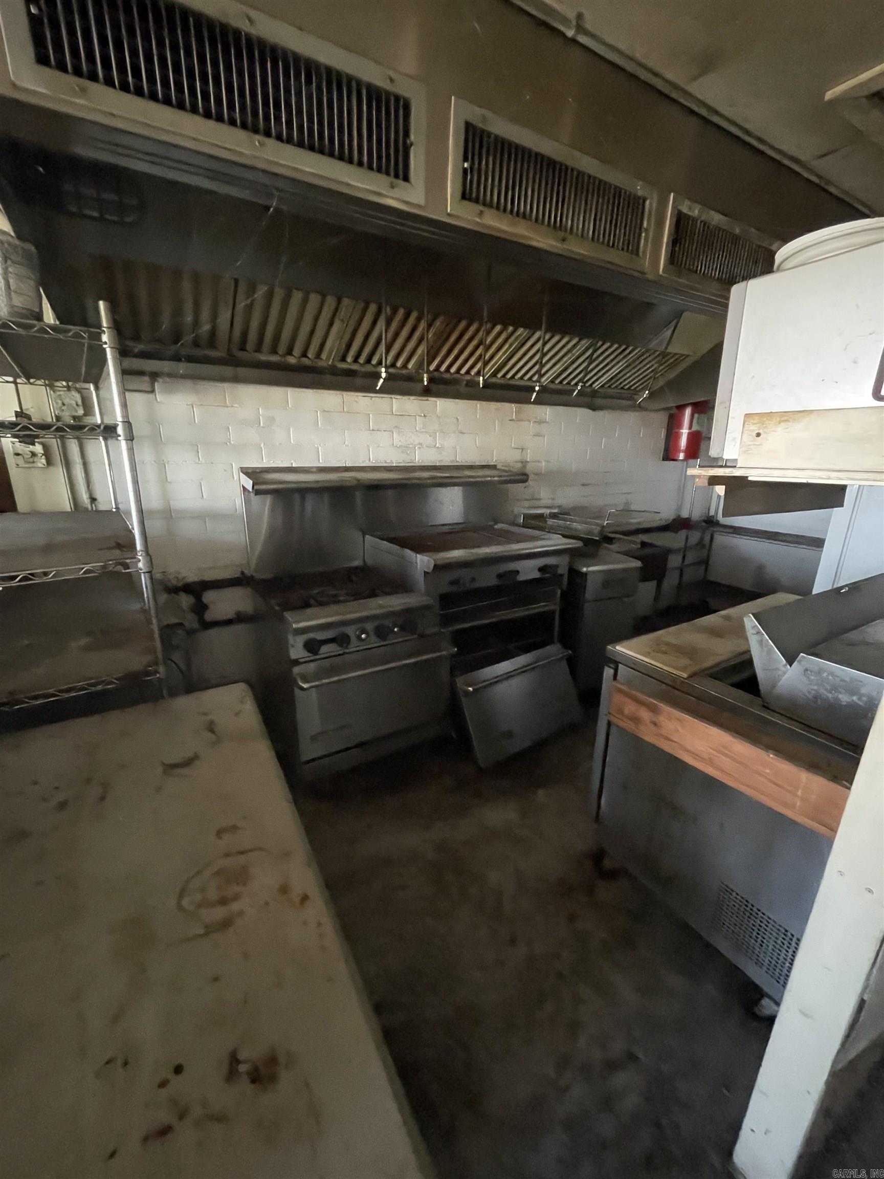 8016 Hwy 49  Waldenburg, AR