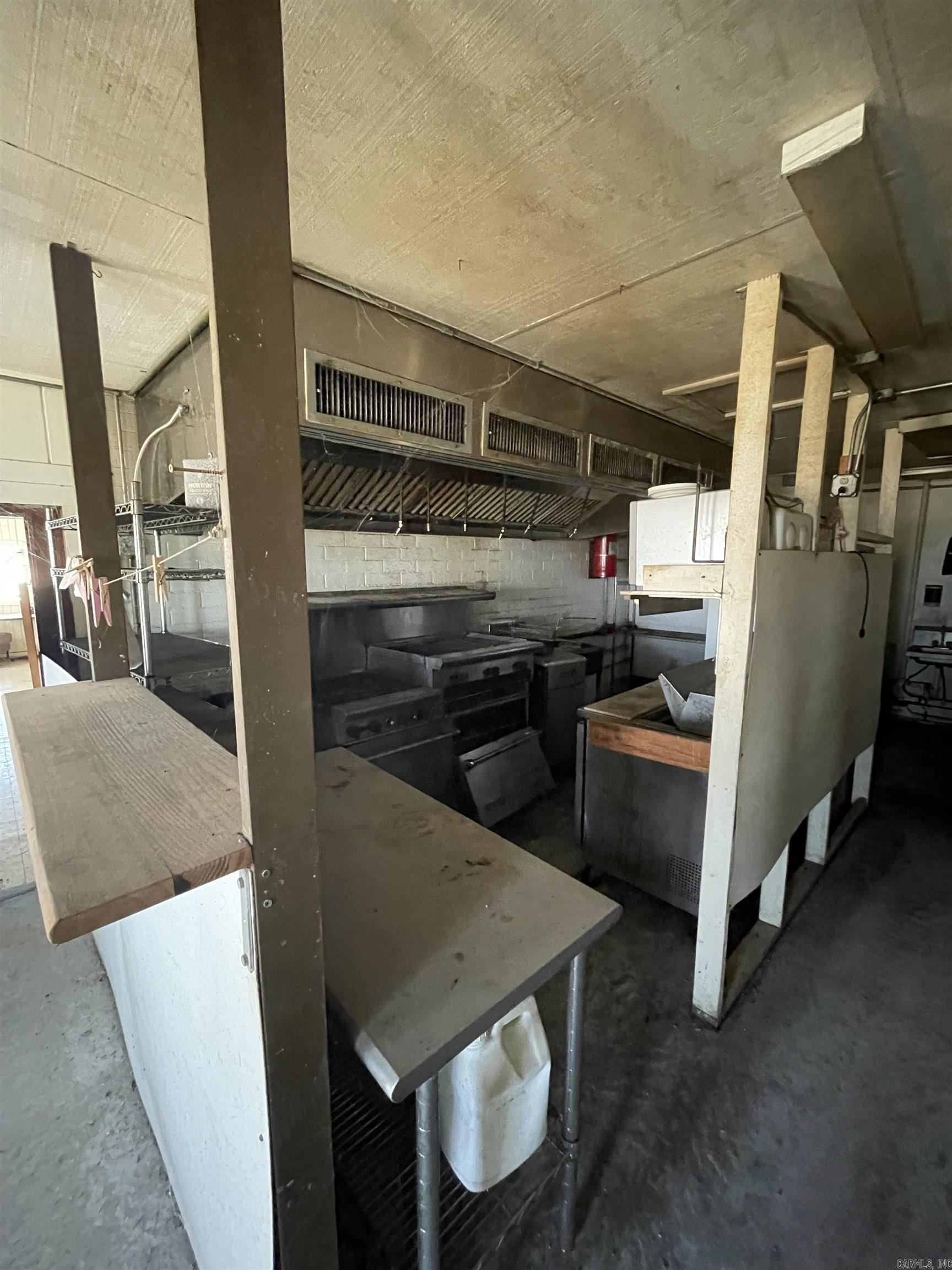 8016 Hwy 49  Waldenburg, AR