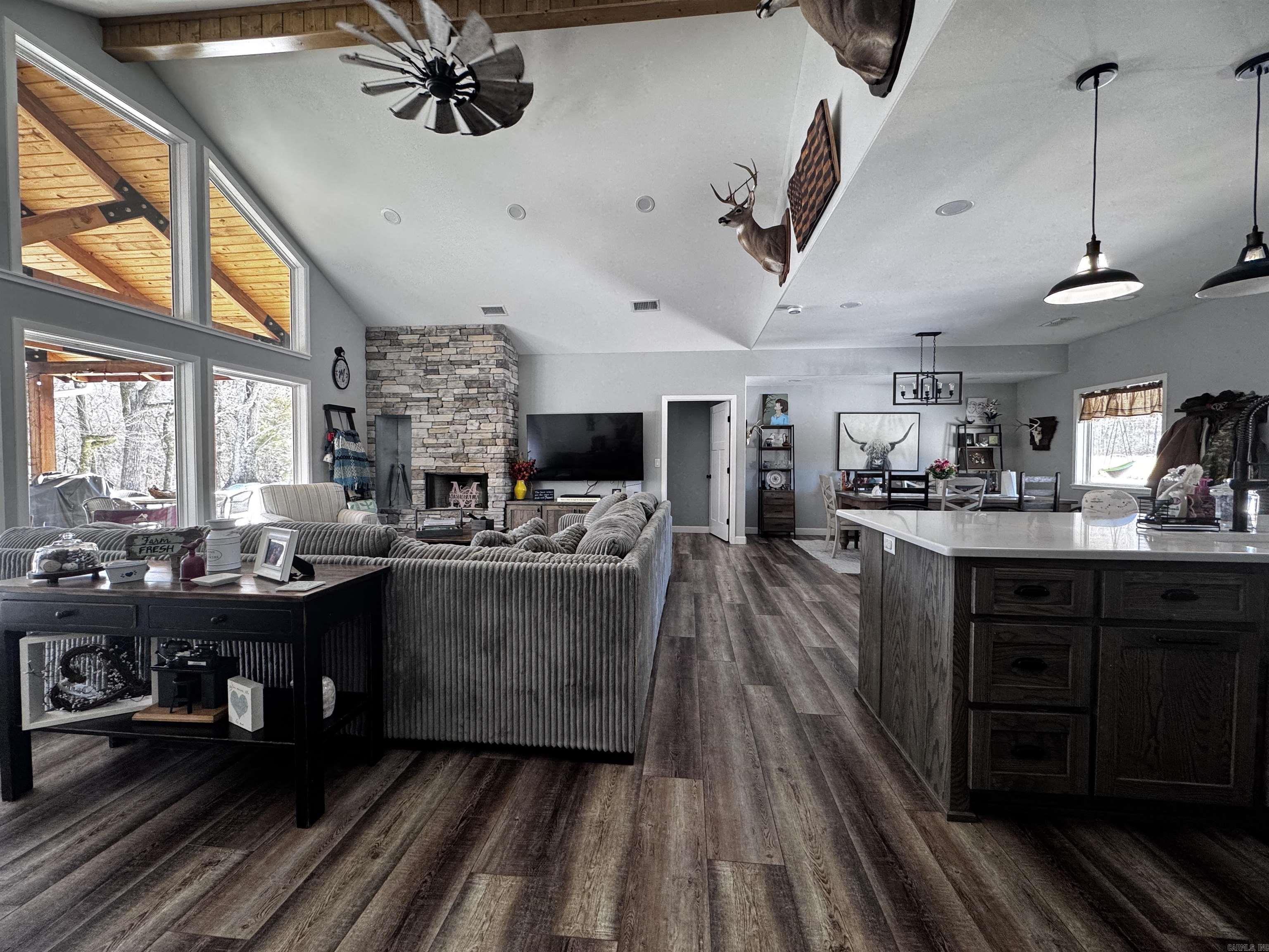 6253 E Highway 8 Highway Mena, AR 71953-0000