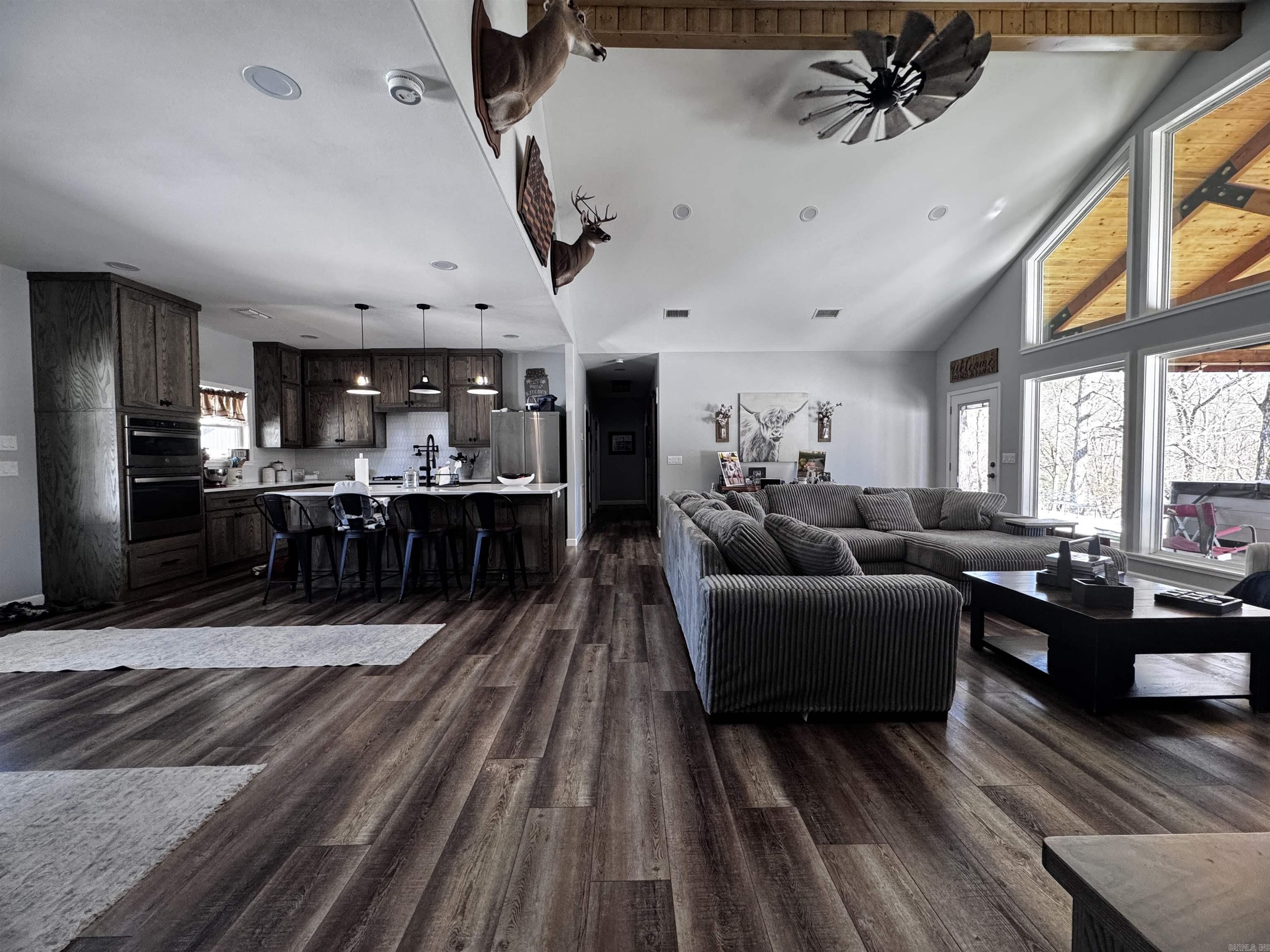 6253 E Highway 8 Highway Mena, AR 71953-0000