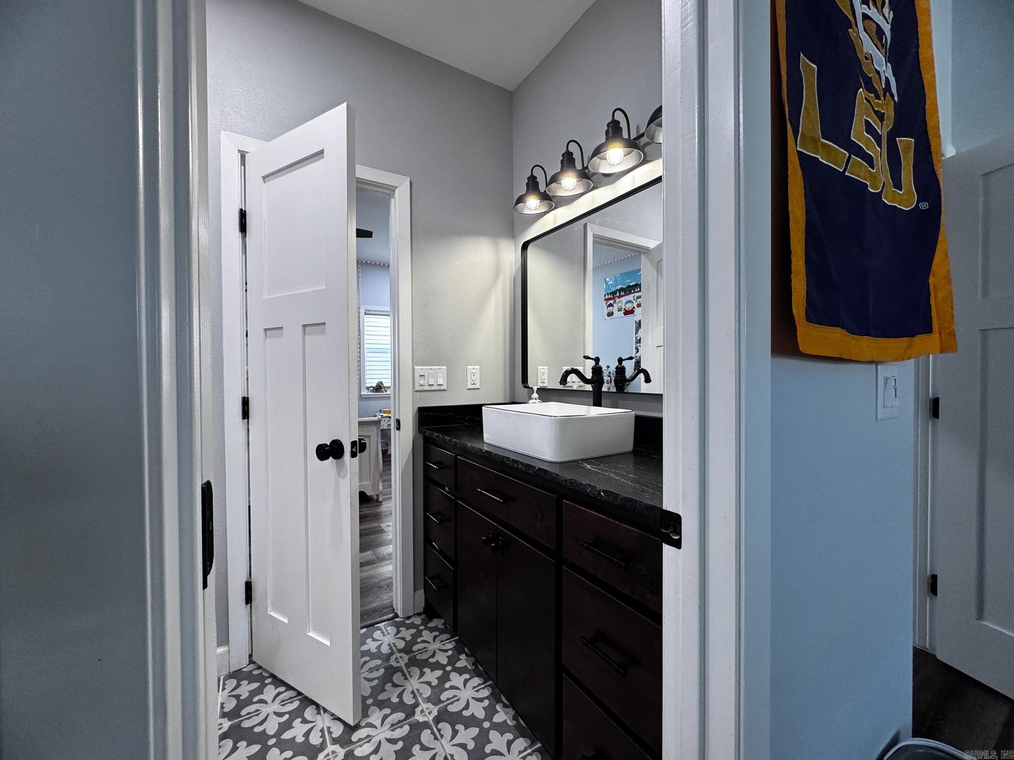 6253 E Highway 8 Highway Mena, AR 71953-0000