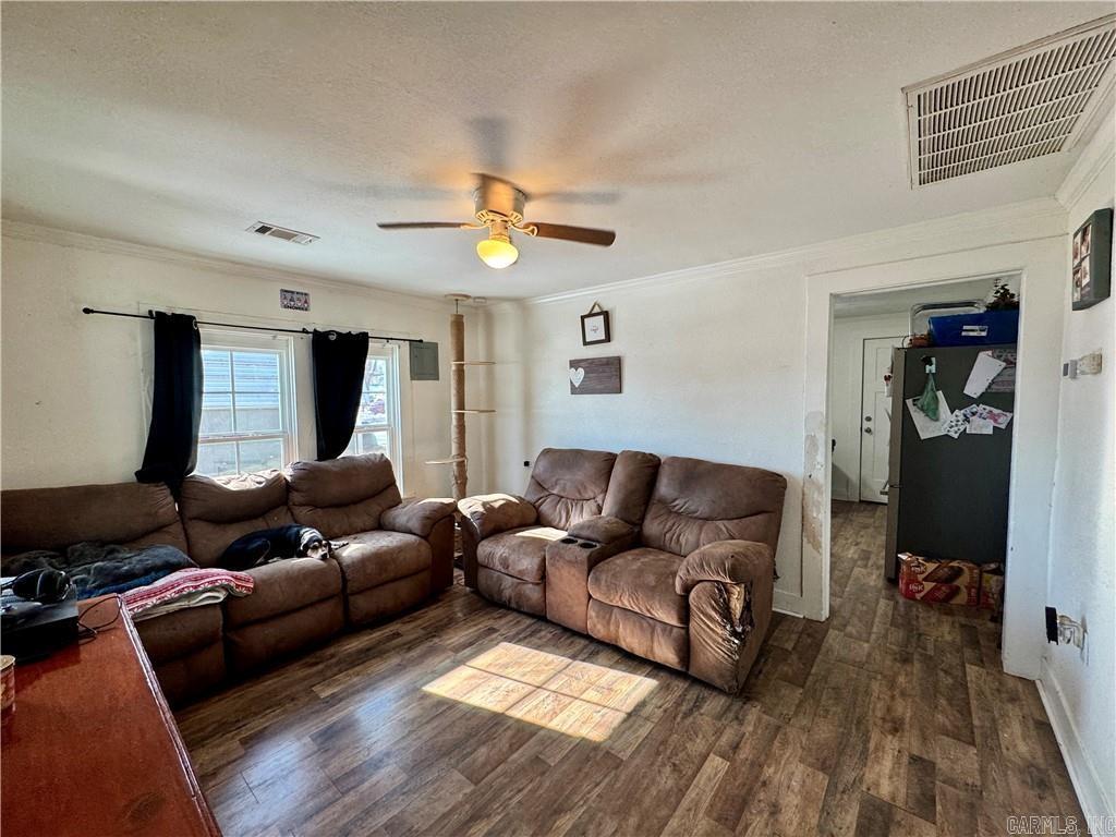 620 S Front  Dardanelle, AR