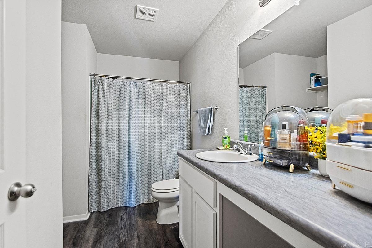 1040 Santa Fe Trl  Bauxite, AR