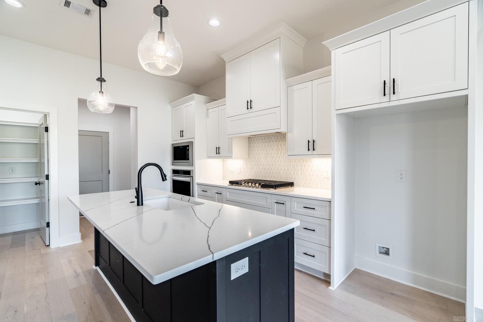 123 Harmony Village  Haskell, AR