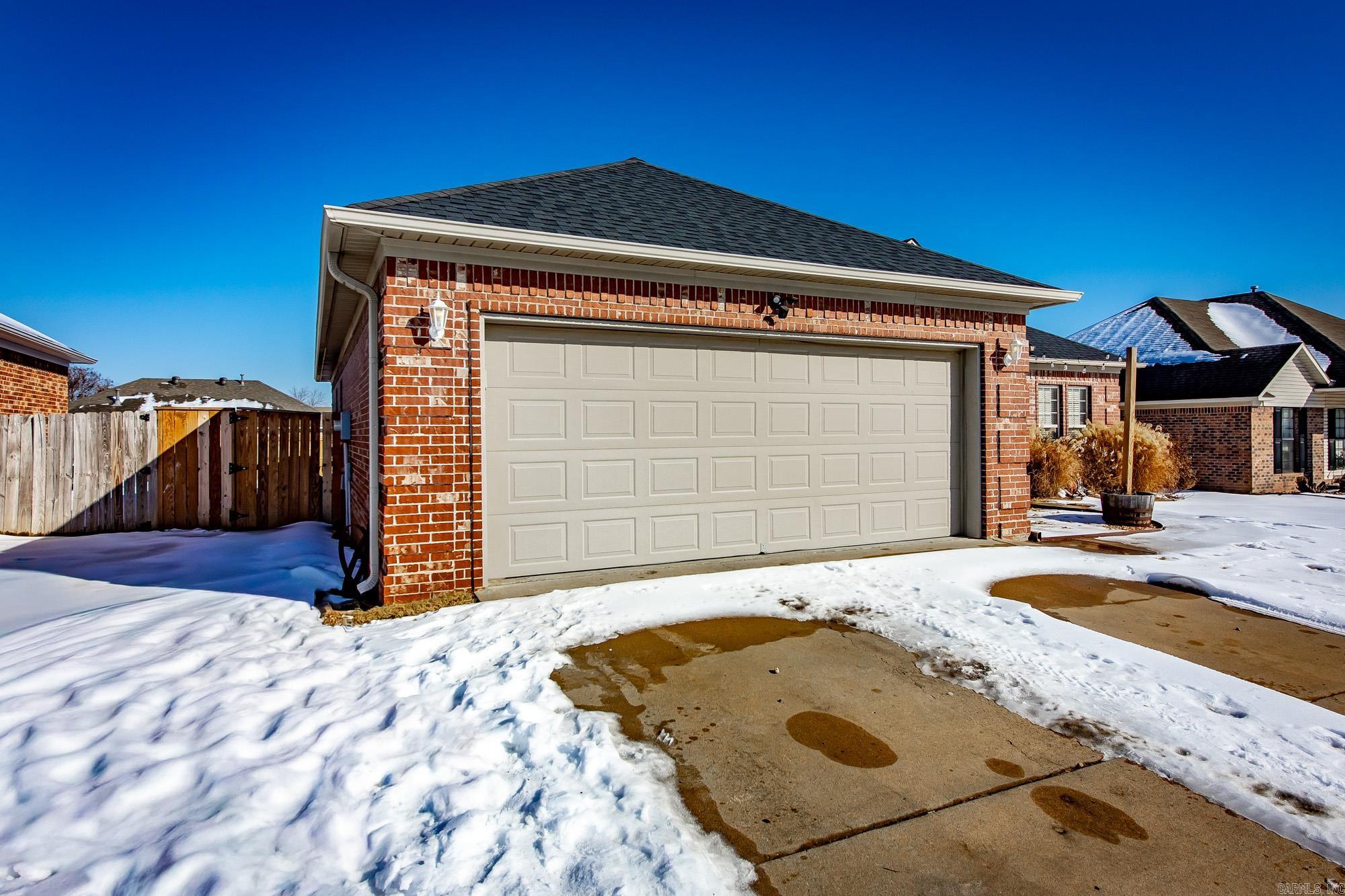 2510 Zoysia  Conway, AR