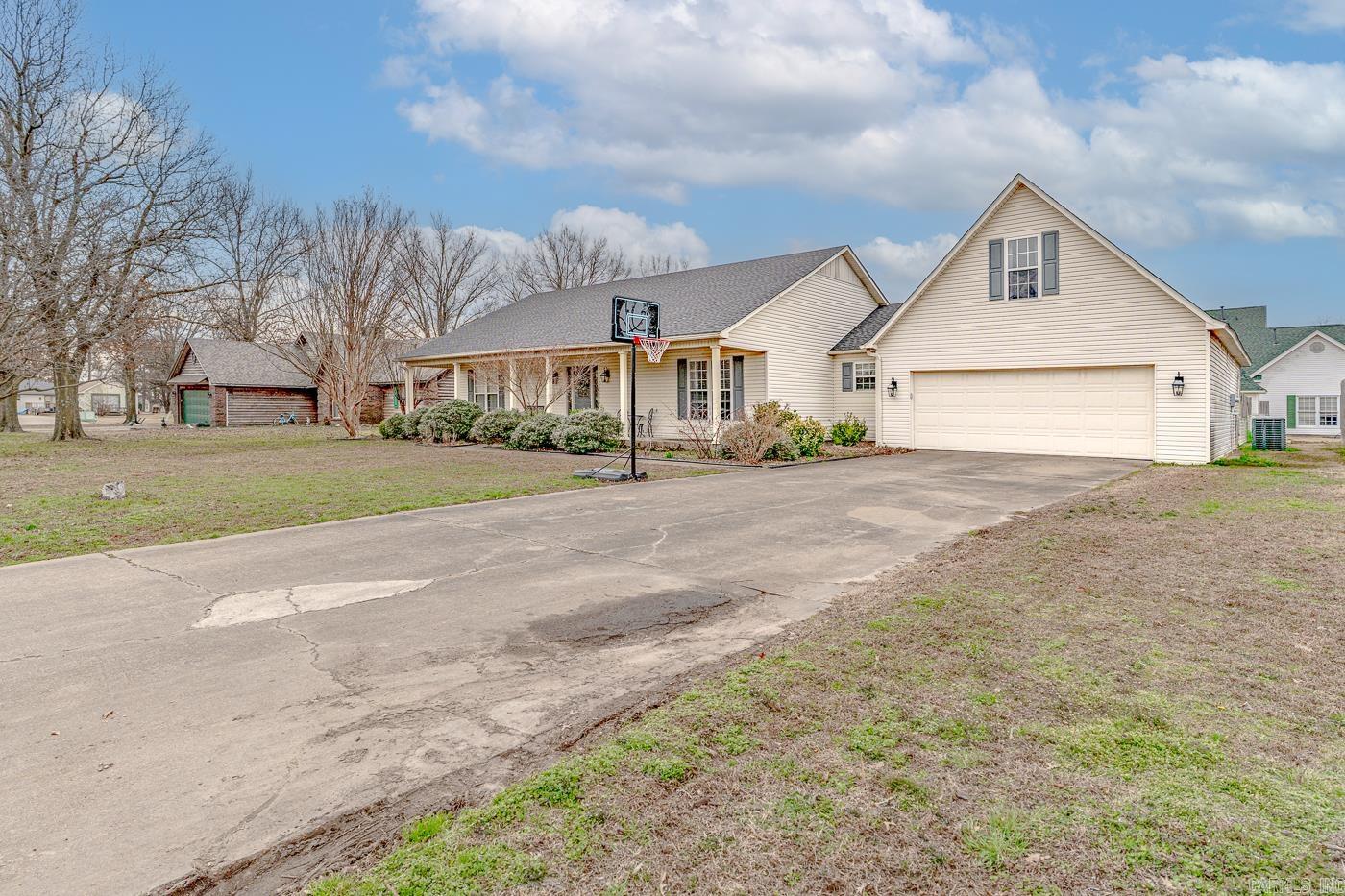 103 Key Circle Marked Tree, AR 72365