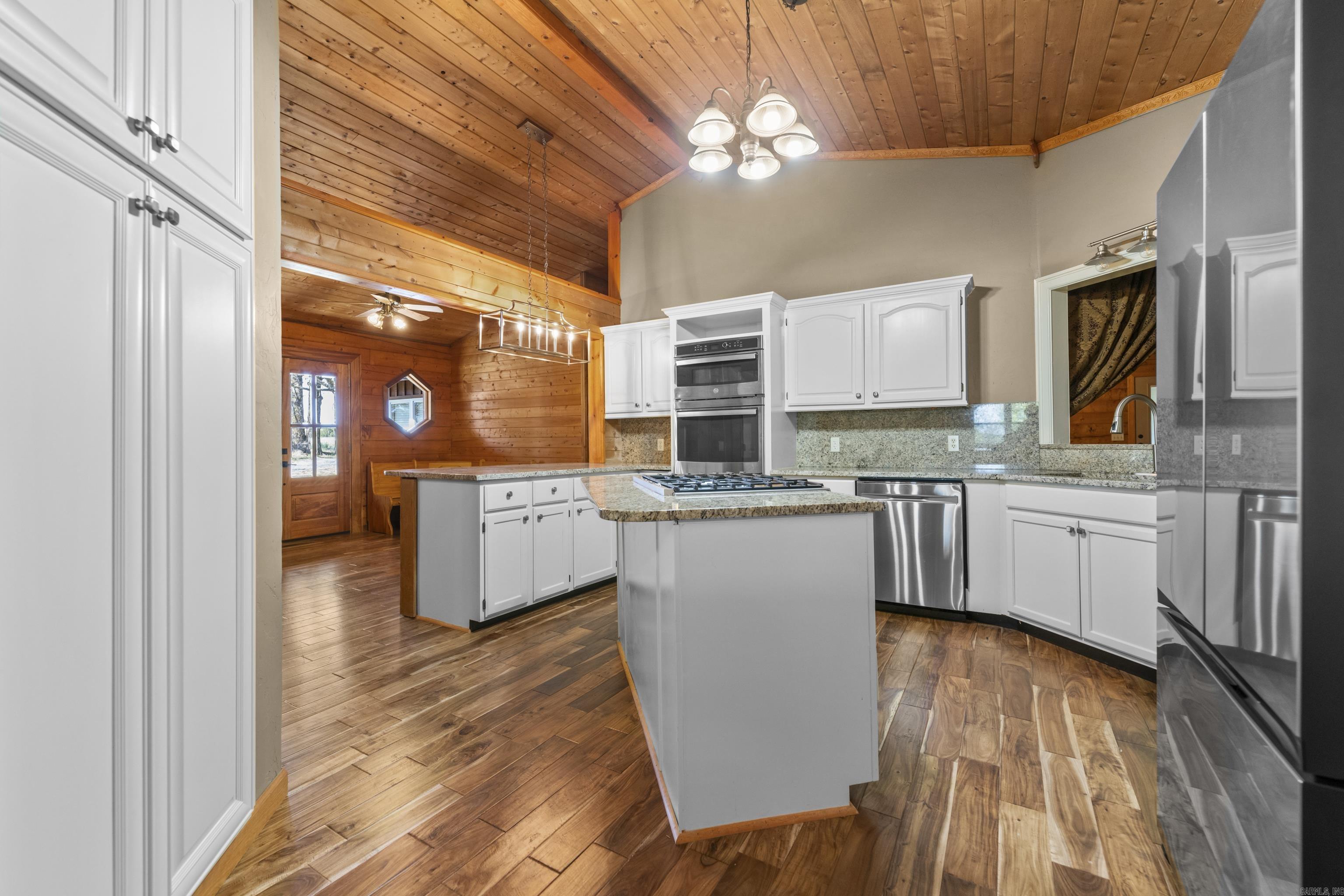 50 TNT Ln.  Heber Springs, AR