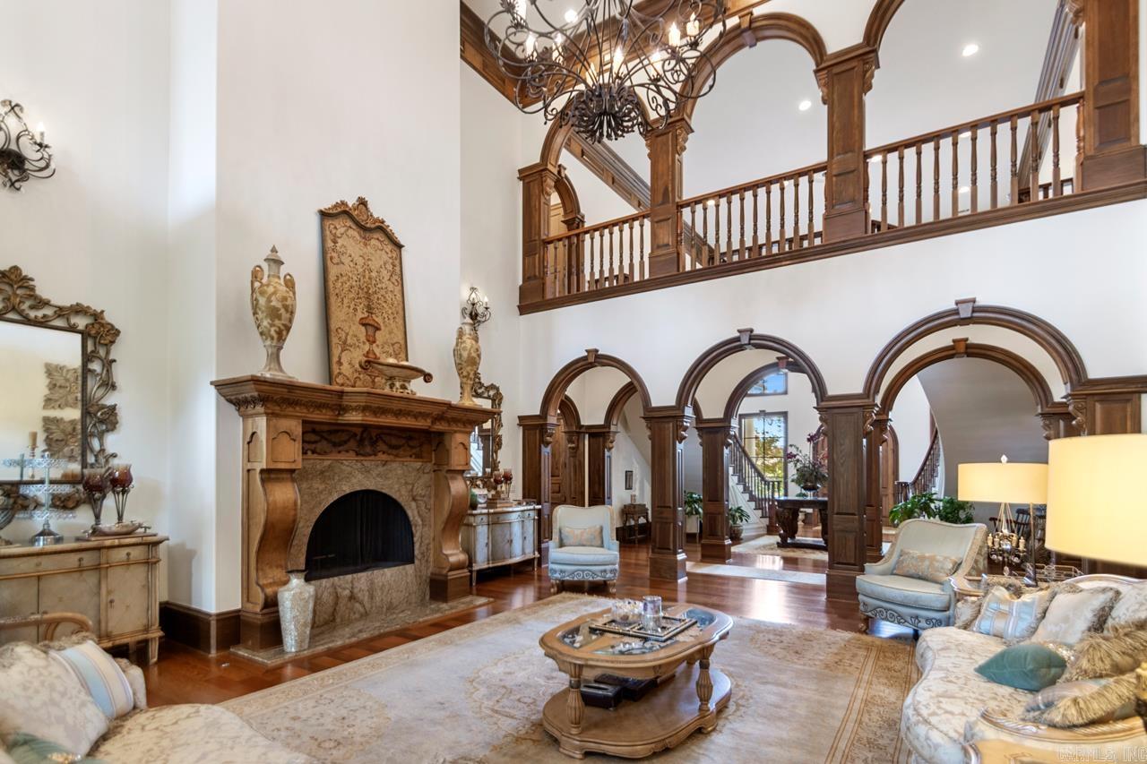 10 Valley Crest Ct  Little Rock, AR