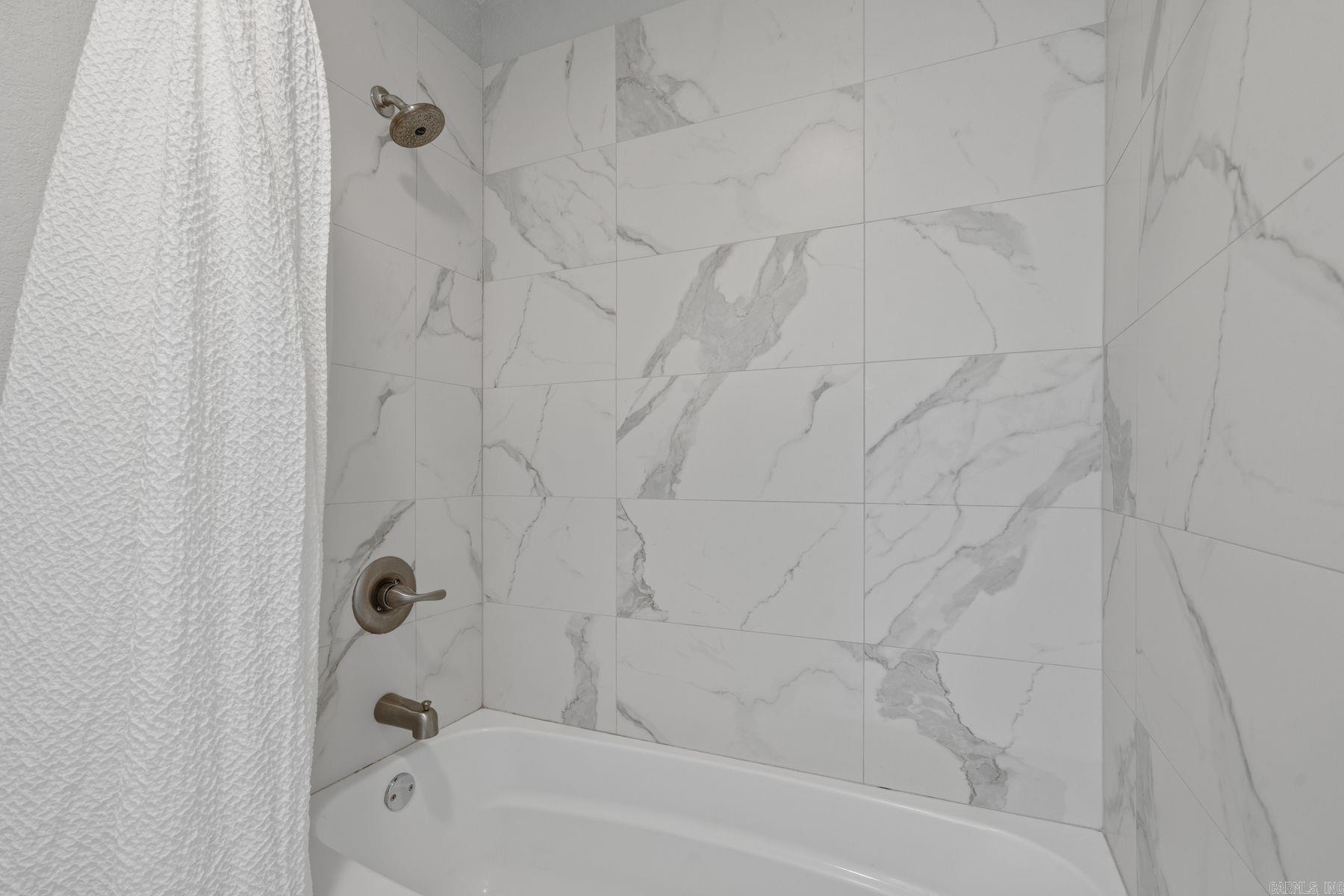 203 Stearns Point, Unit F-1  Hot Springs, AR