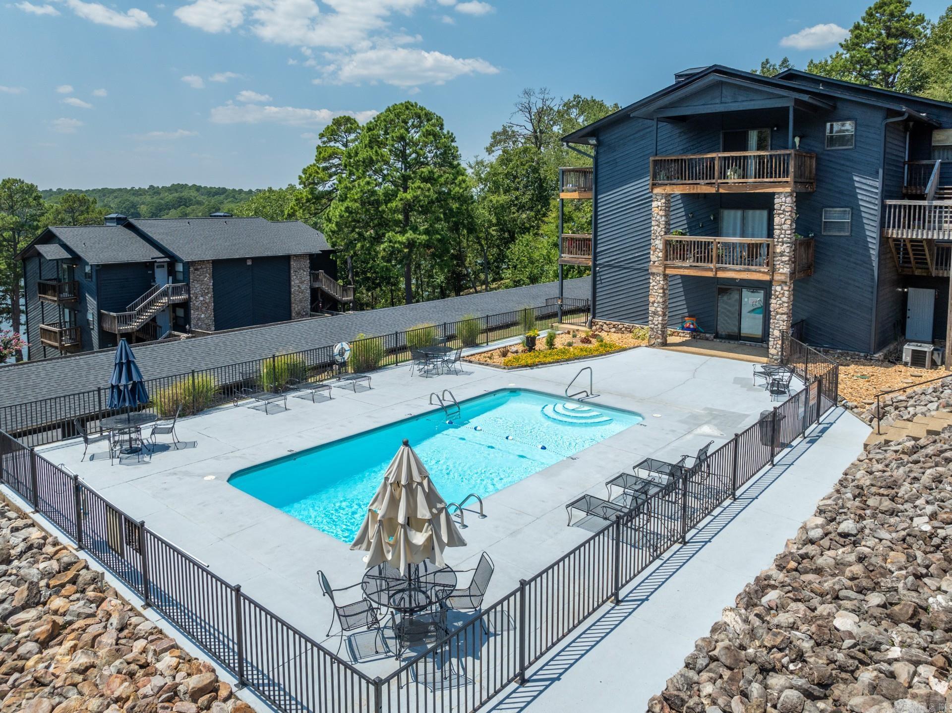 203 Stearns Point, Unit F-1  Hot Springs, AR