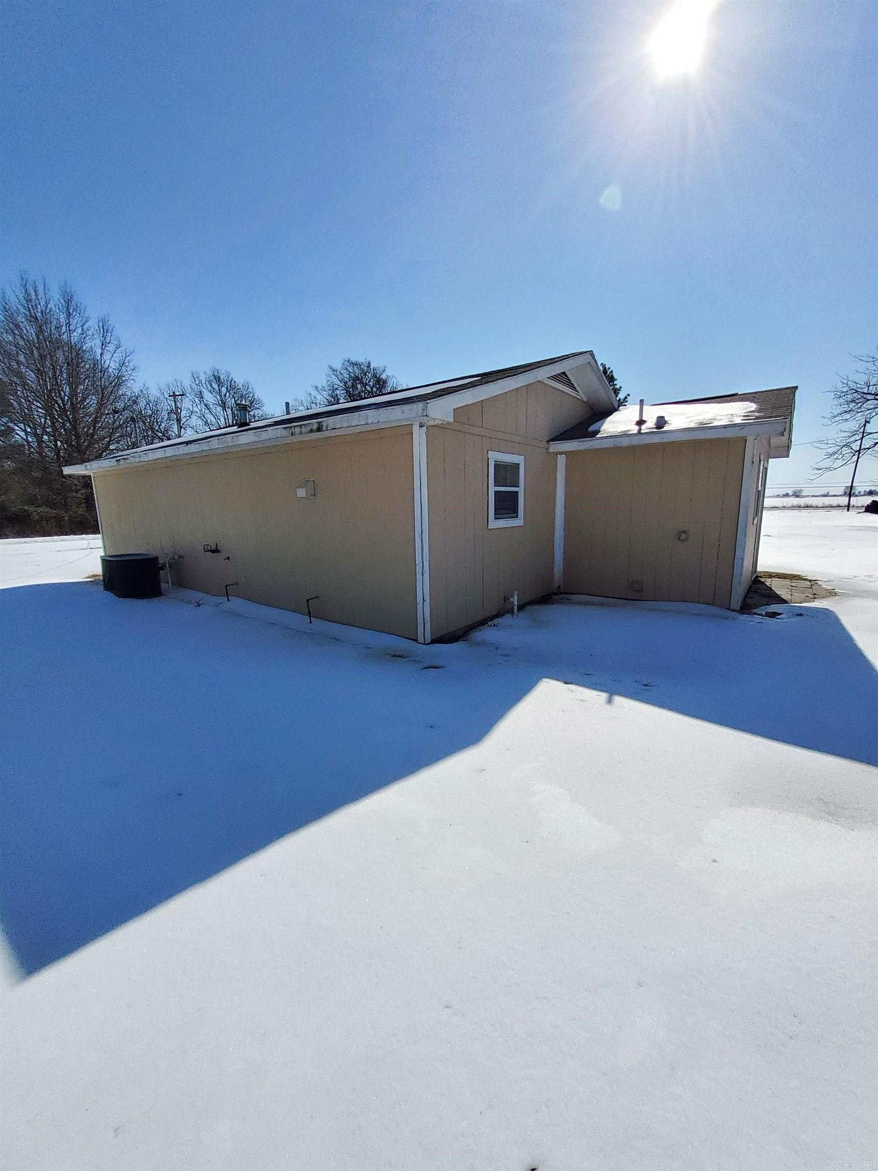 123 Popular  Hunter, AR