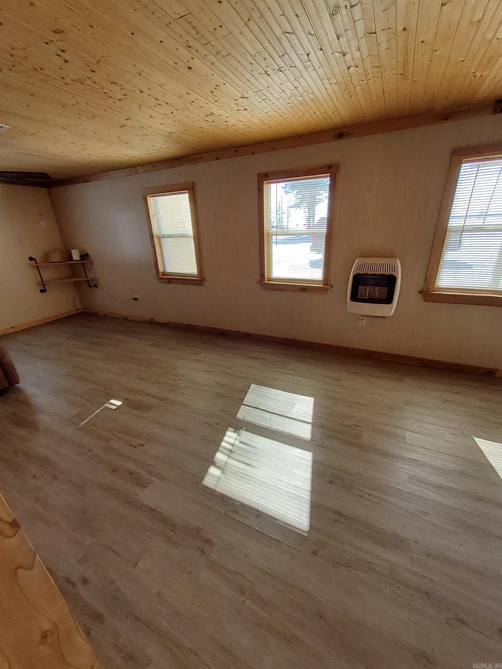 123 Popular  Hunter, AR