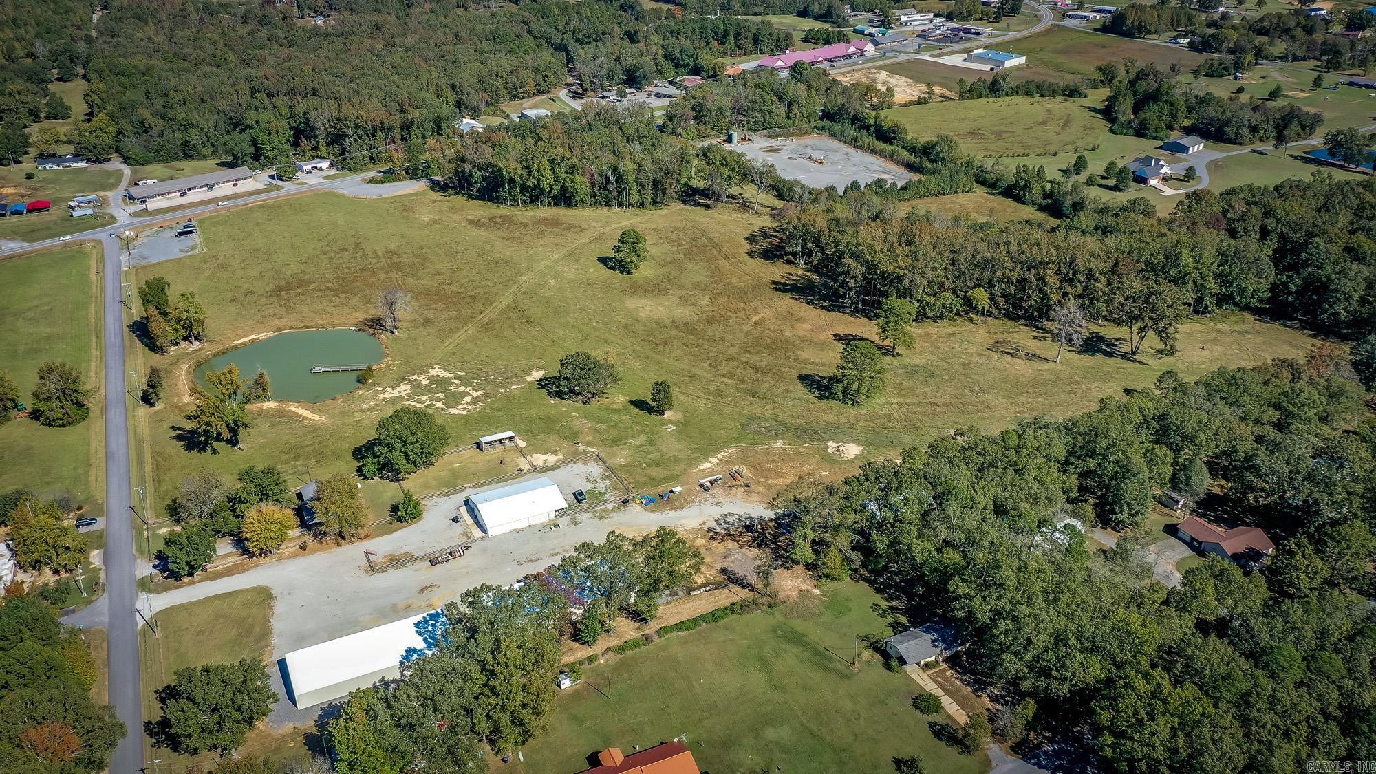 75 Stark Ave.  Greers Ferry, AR