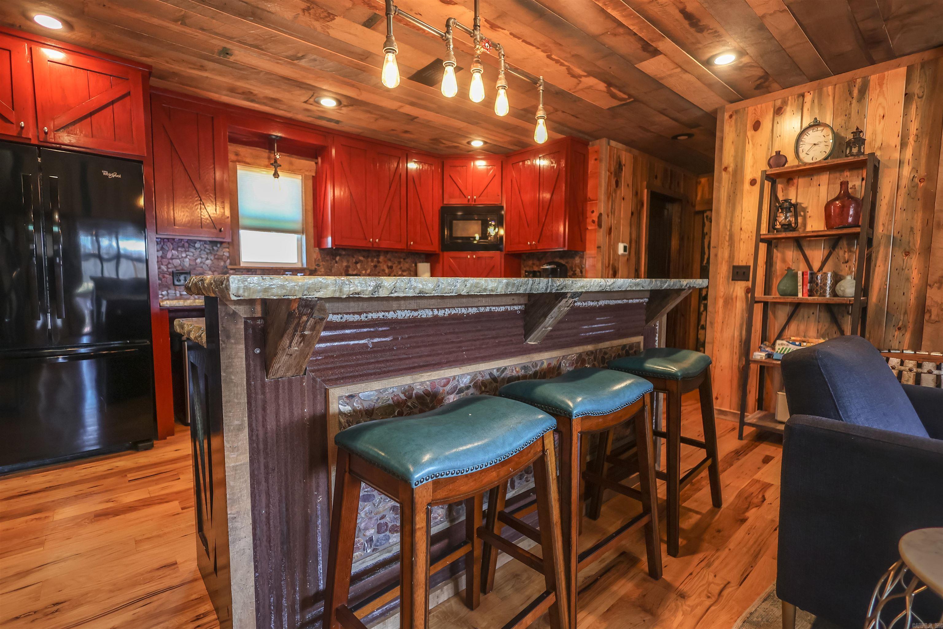 316 Tranquil Ln  Glenwood, AR