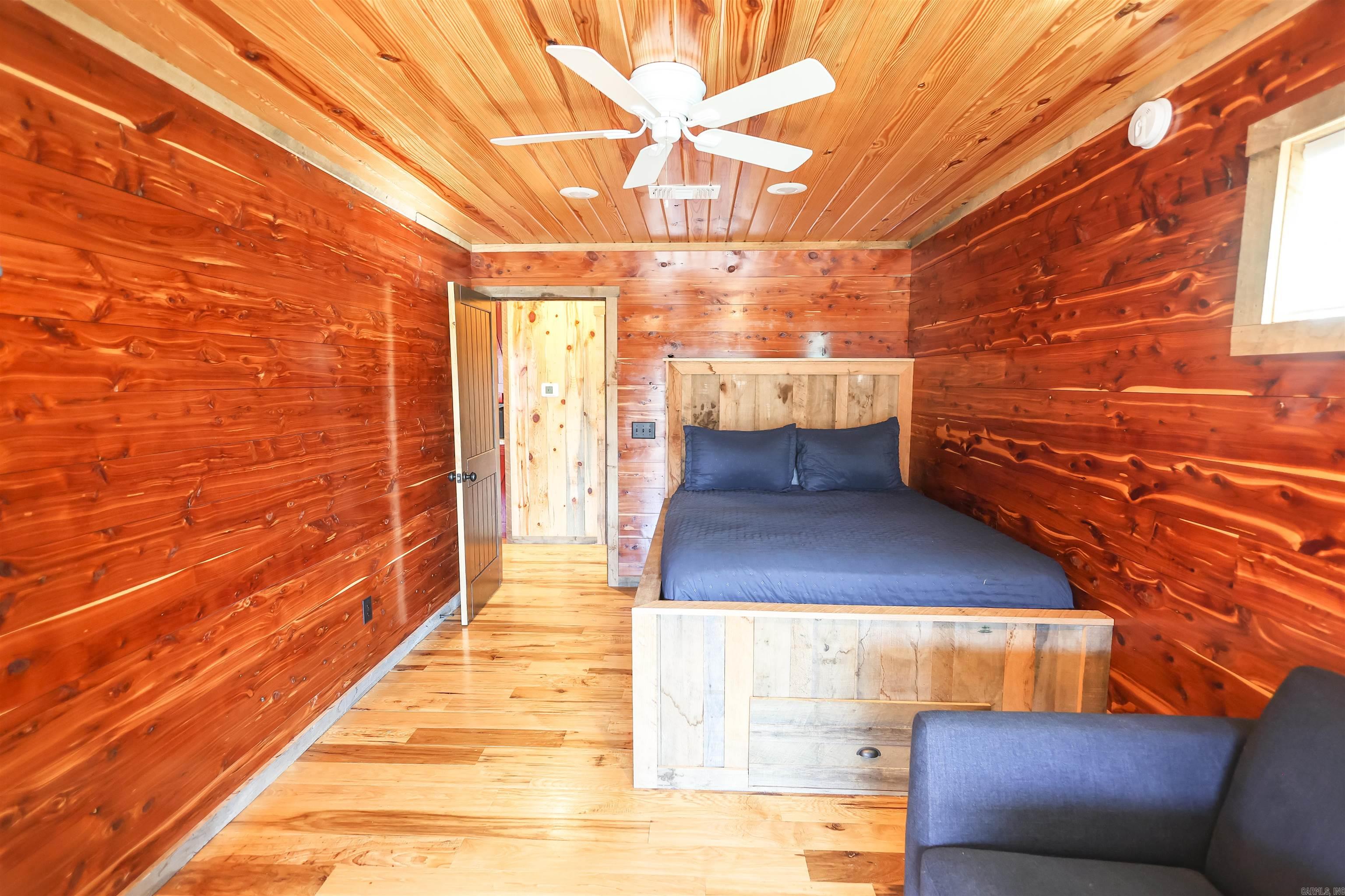 316 Tranquil Ln  Glenwood, AR