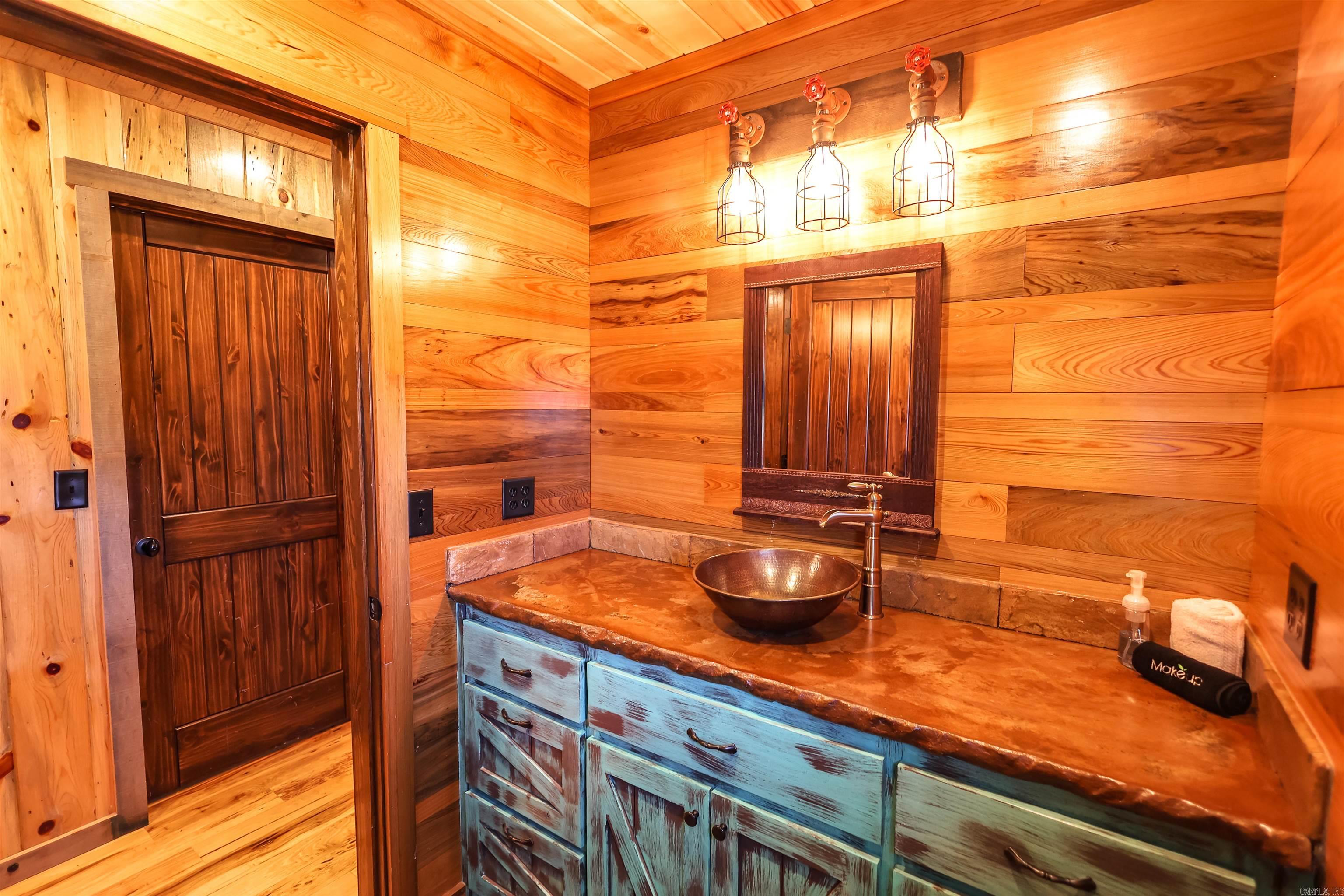 316 Tranquil Ln  Glenwood, AR