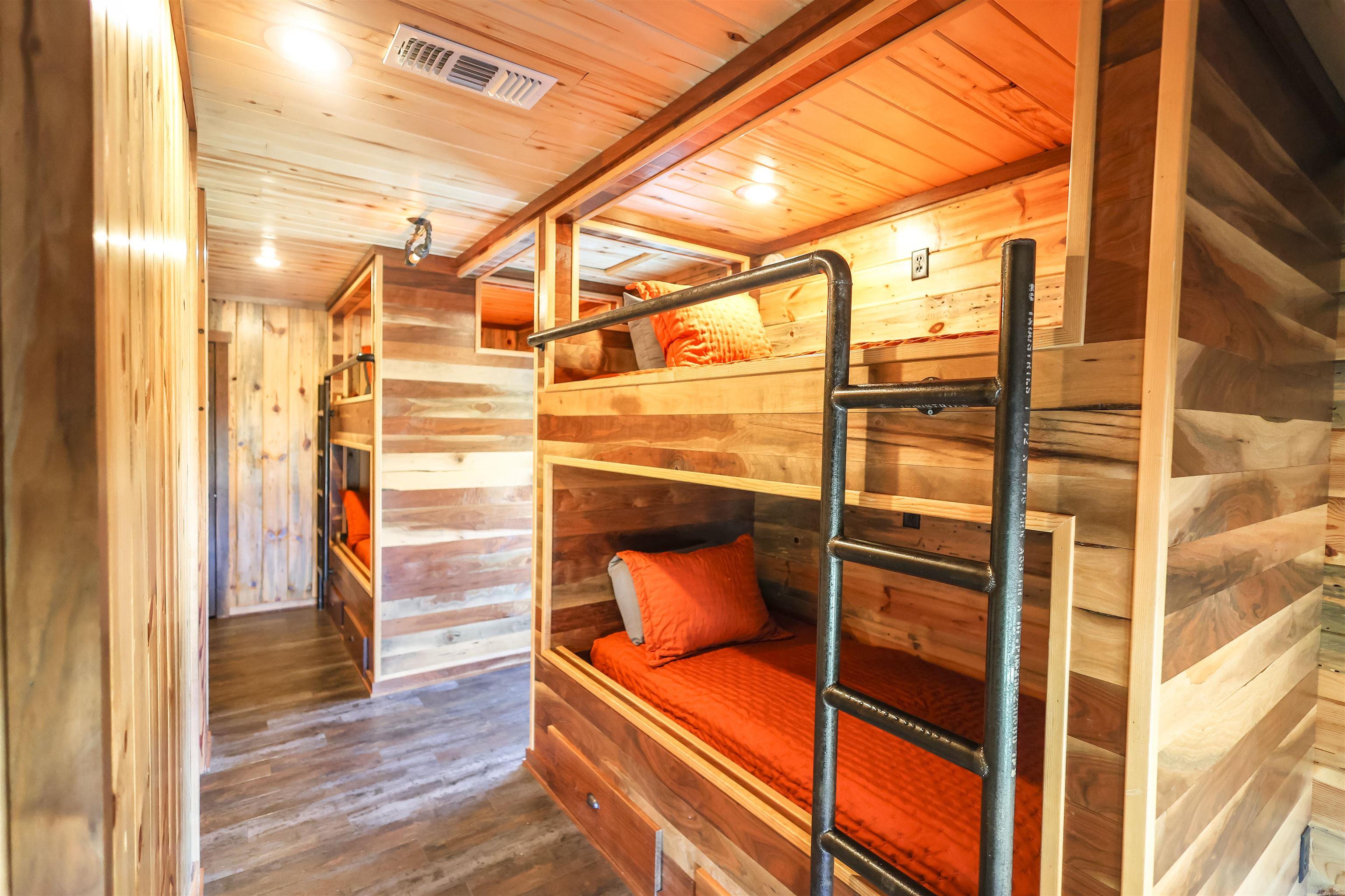 316 Tranquil Ln  Glenwood, AR