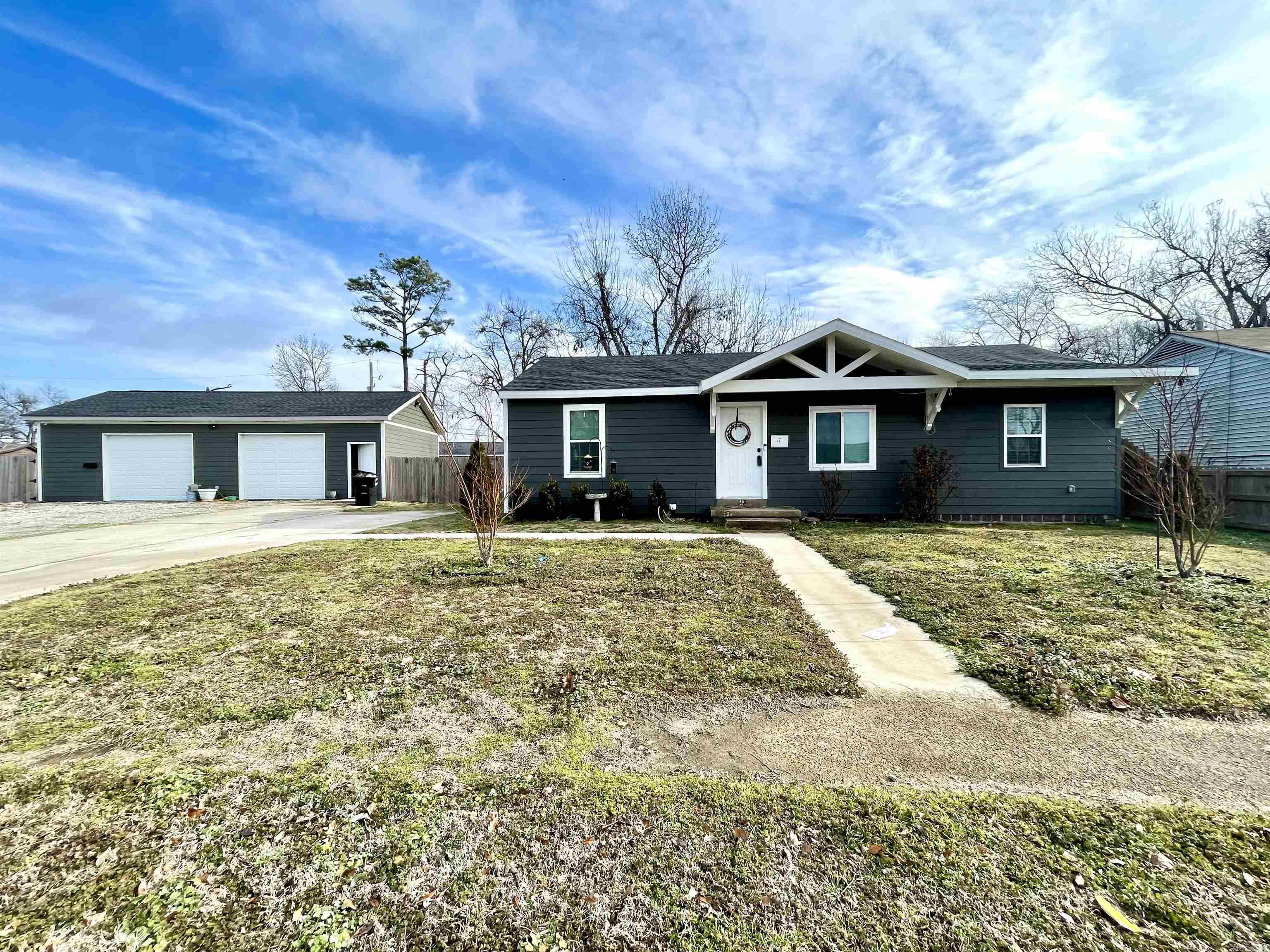 145 S Parkview  Trumann, AR