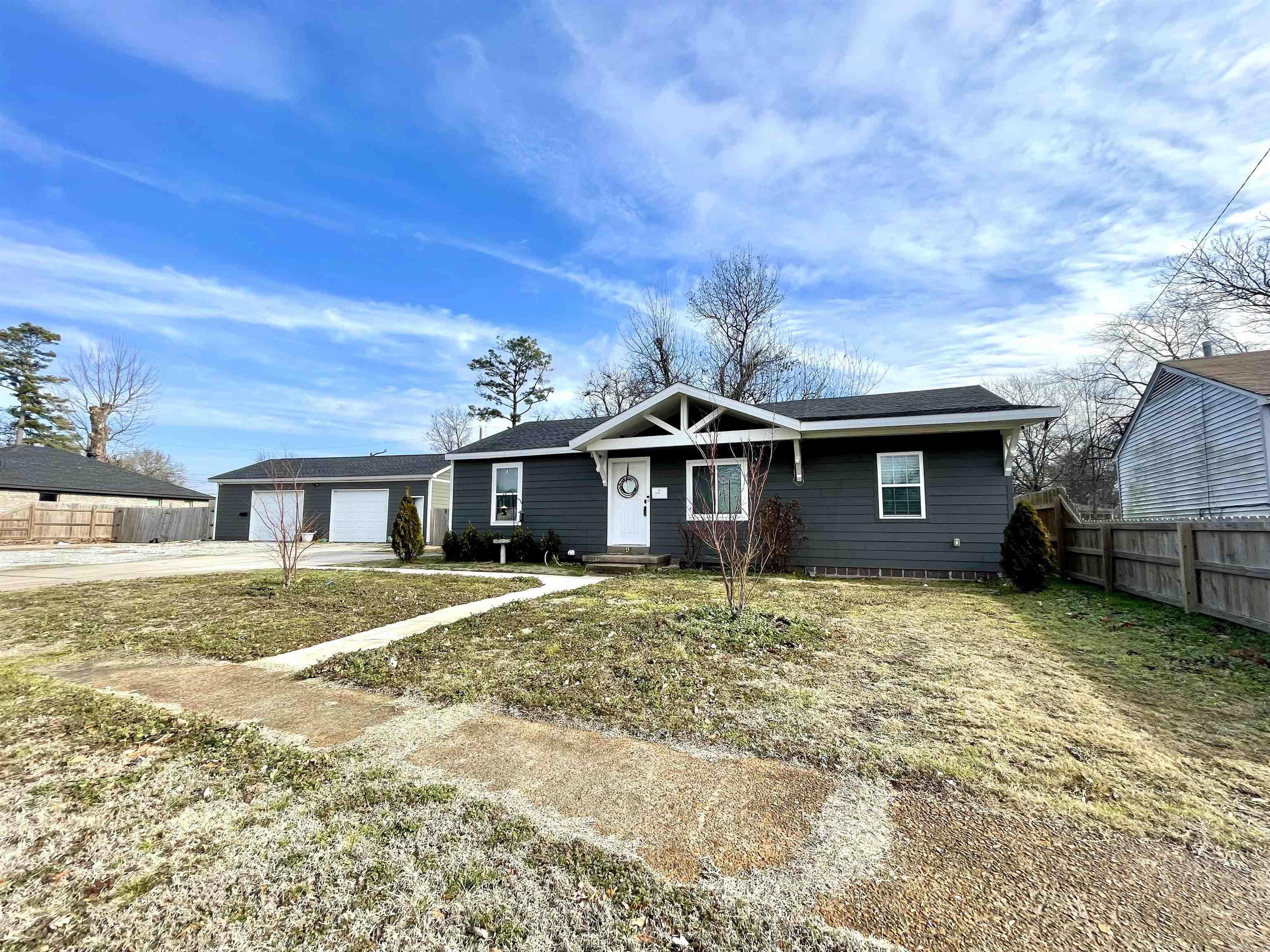 145 S Parkview  Trumann, AR