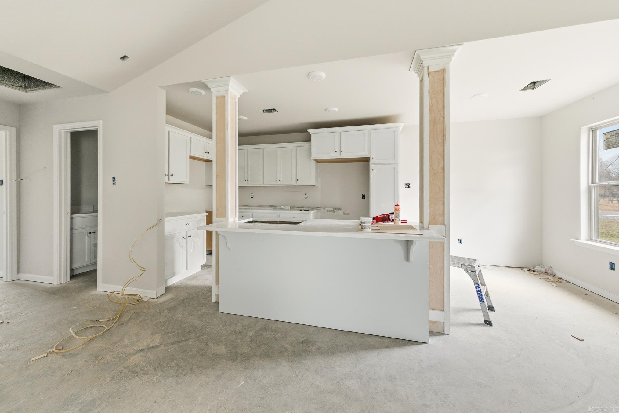 101 LLOYD HENDERSON  Beebe, AR