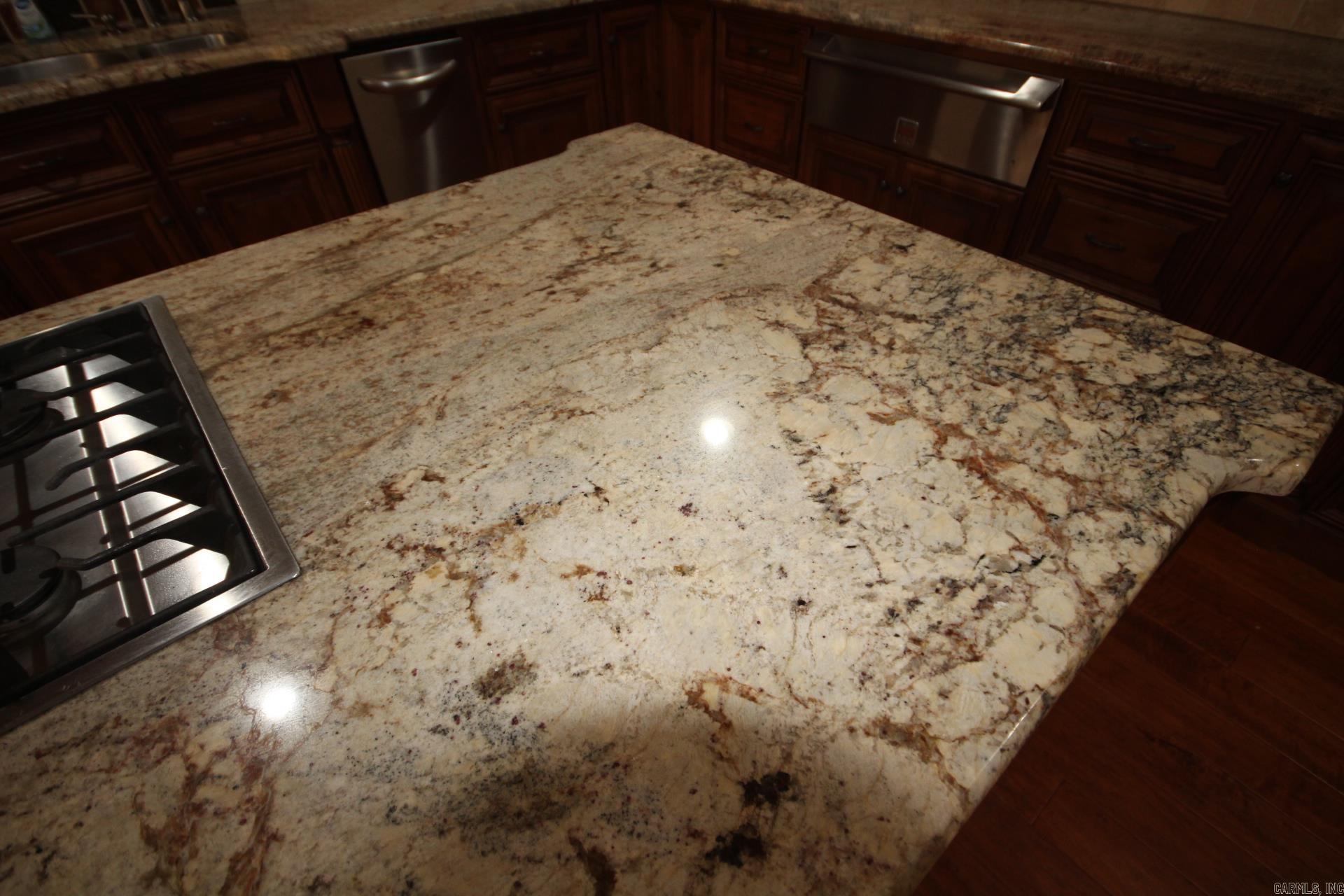 1276 E Hwy. 84  Umpire, AR