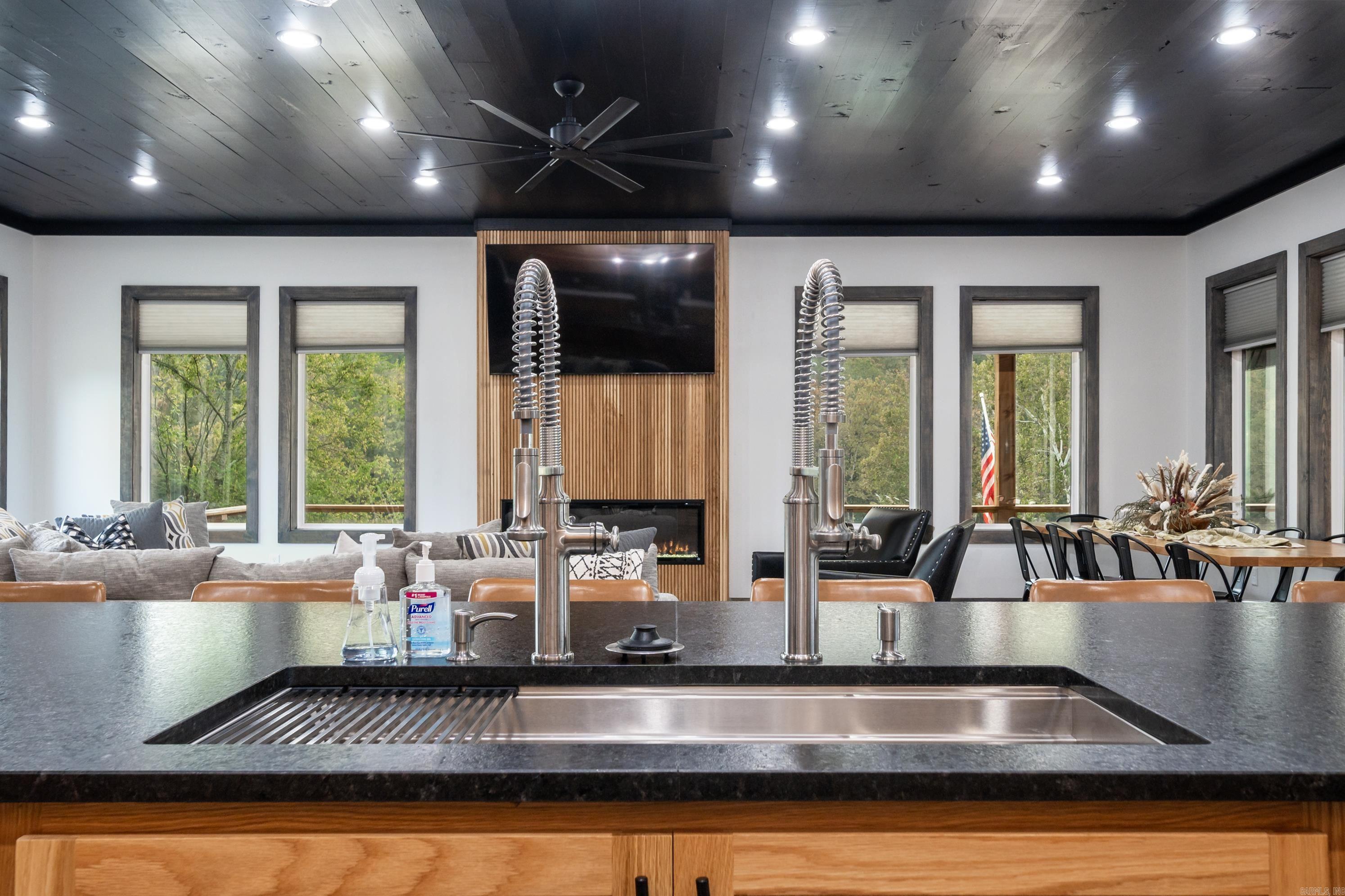 348 Traquil Ln  Glenwood, AR