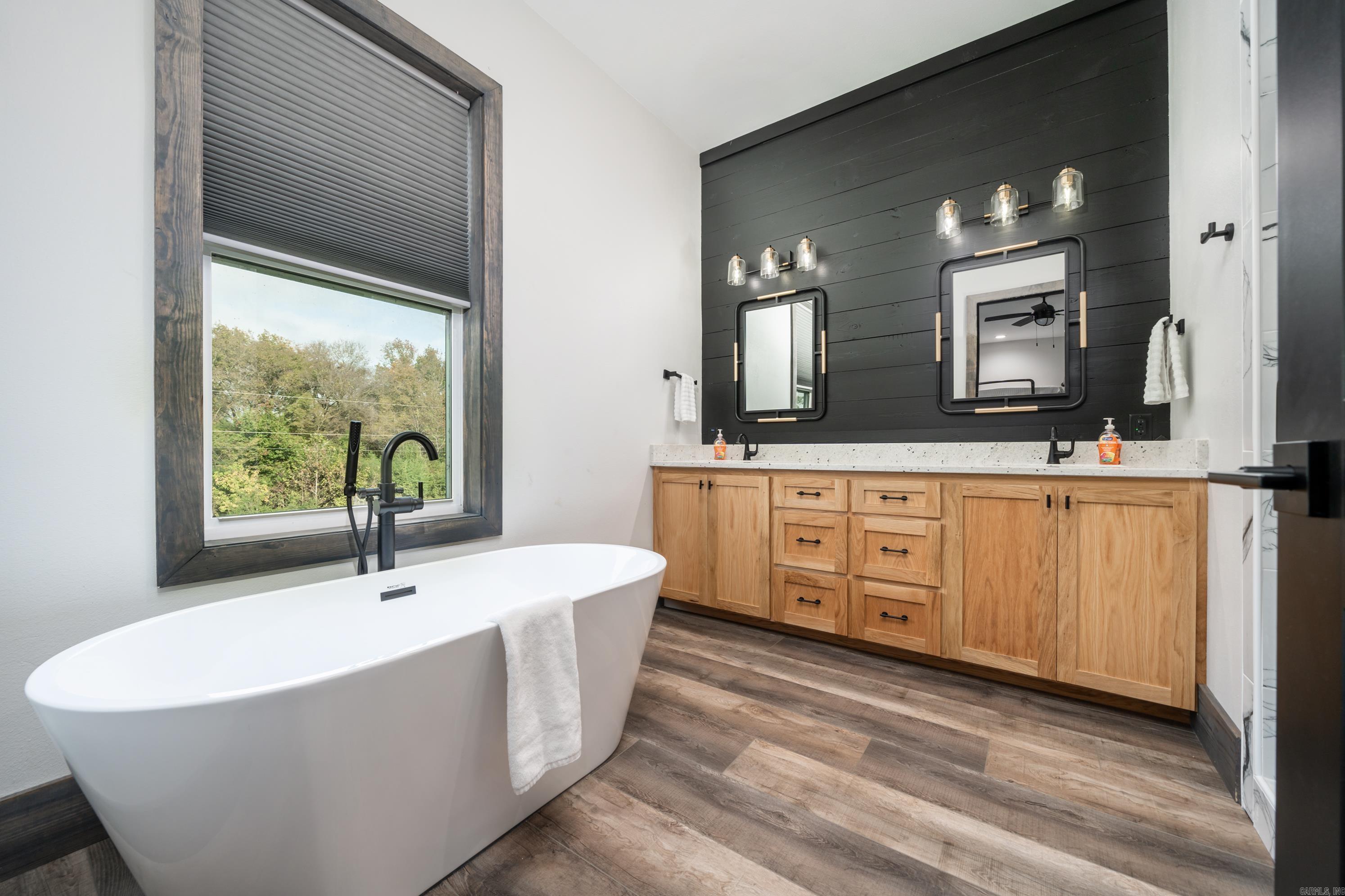 348 Traquil Ln  Glenwood, AR