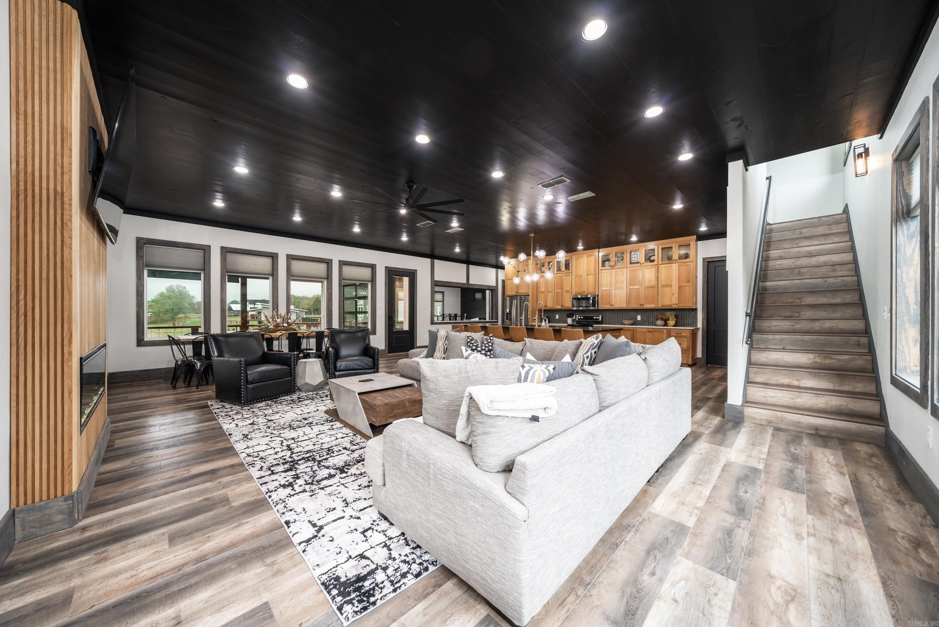 348 Traquil Ln  Glenwood, AR