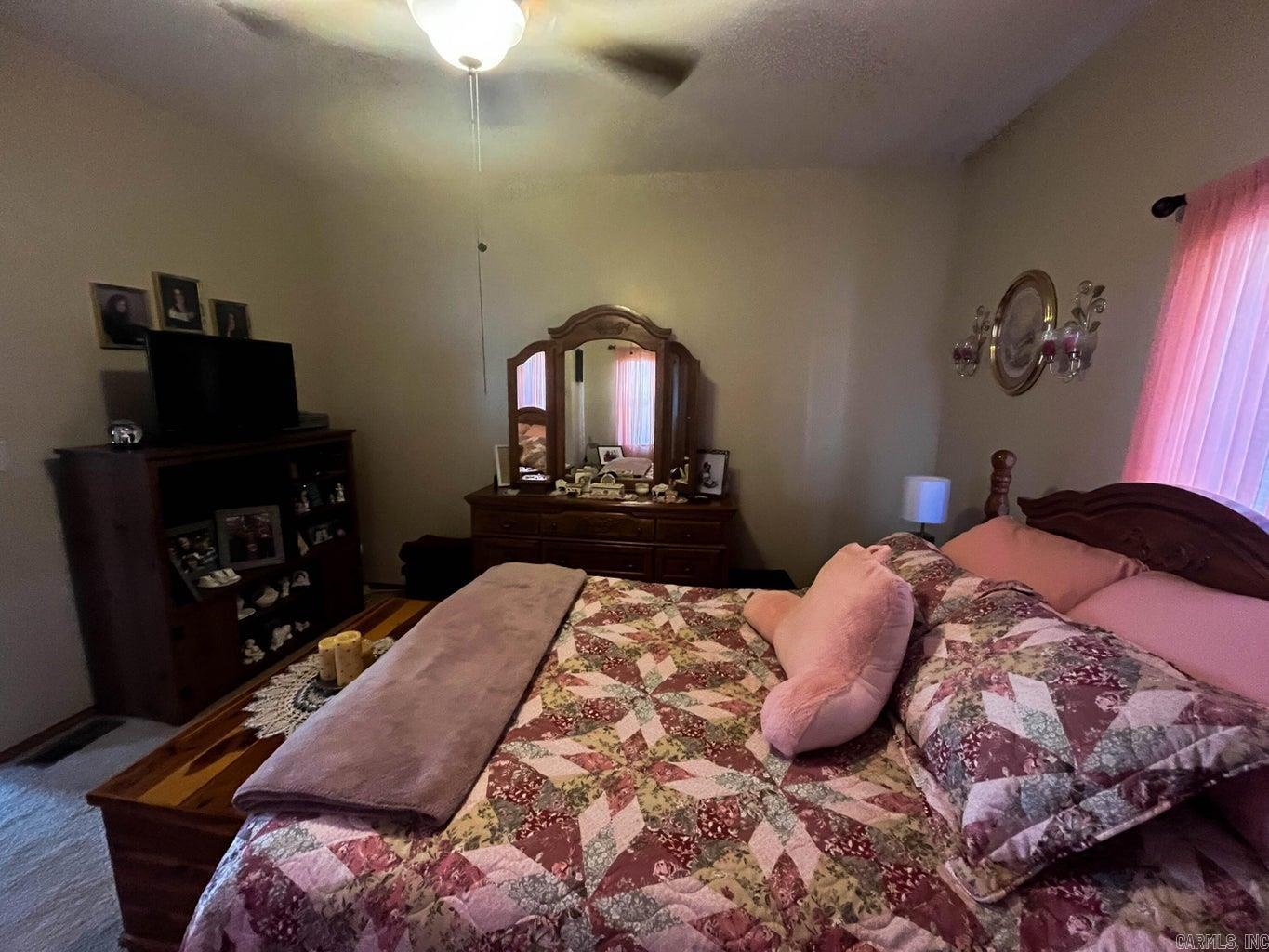 313 N 3rd  Thayer, MO