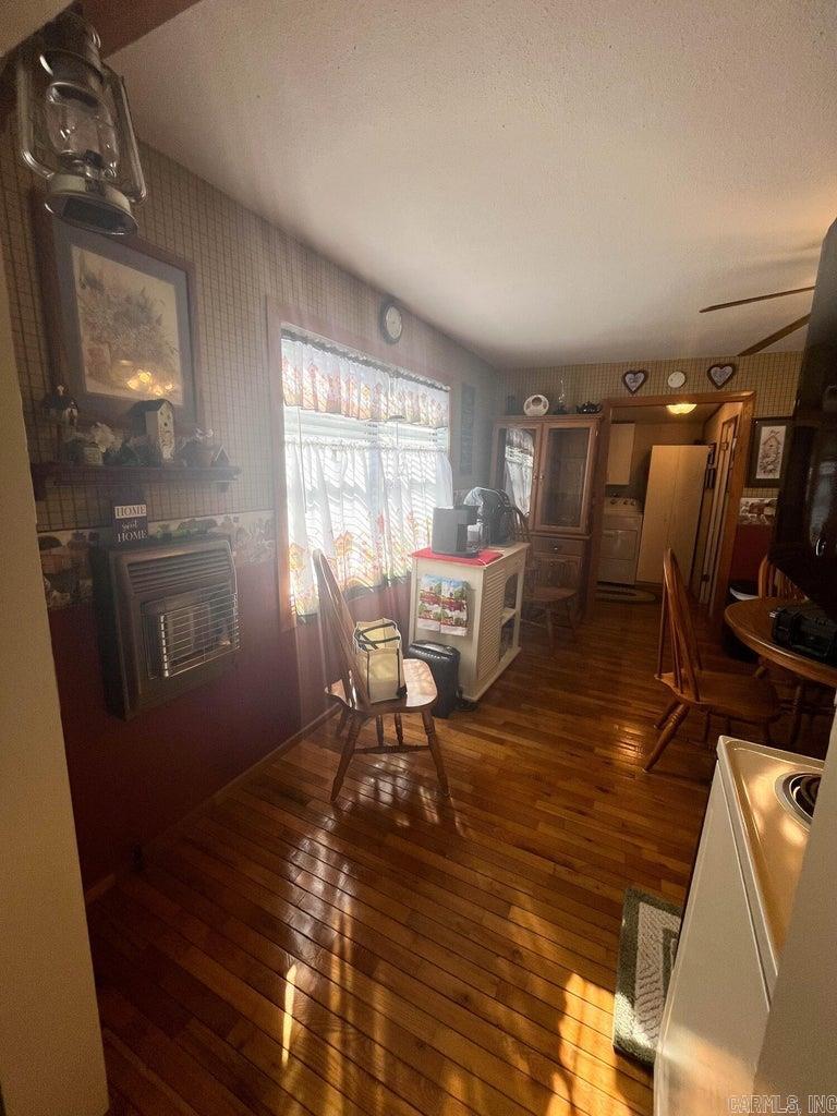 313 N 3rd  Thayer, MO