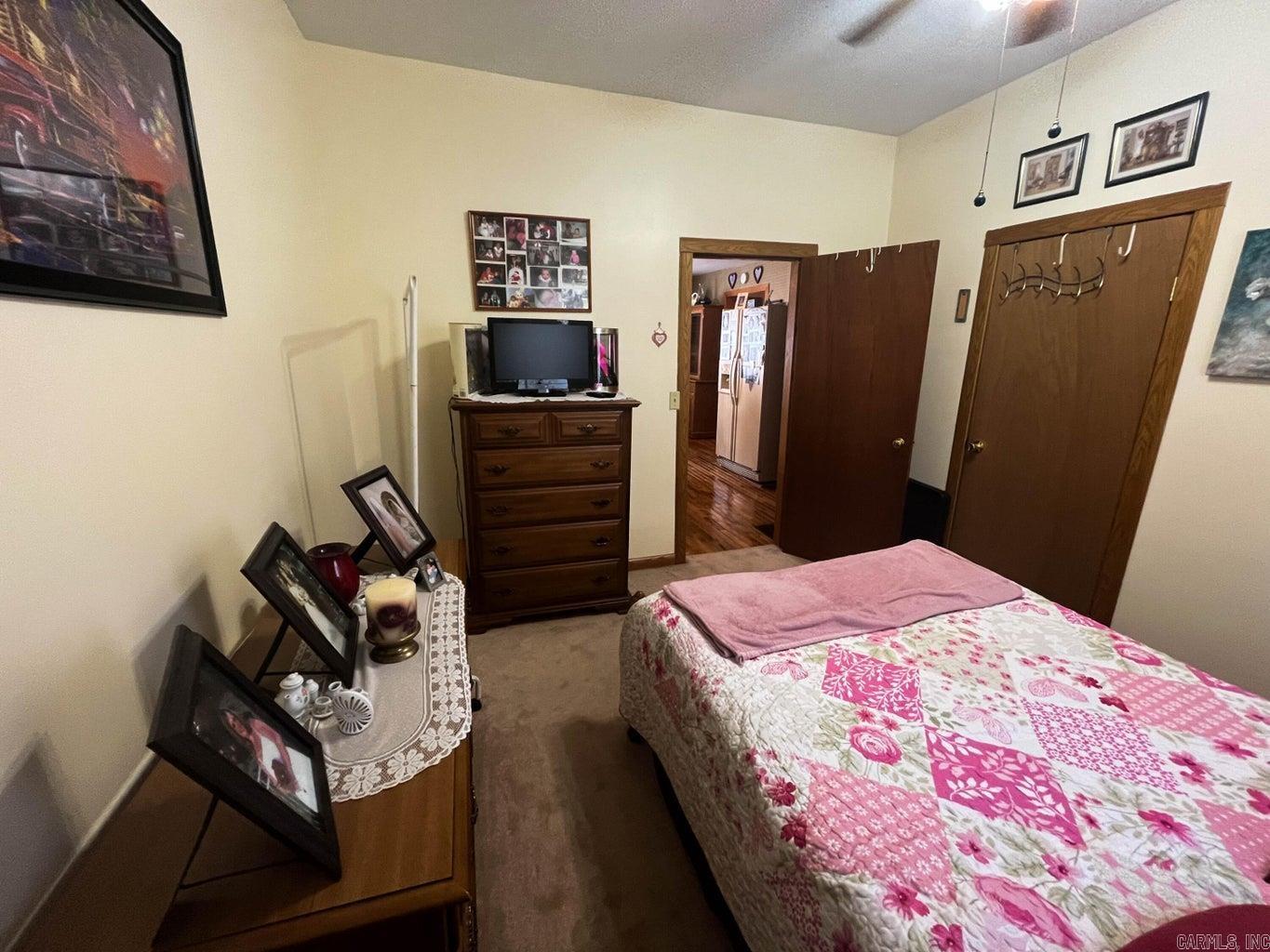 313 N 3rd  Thayer, MO