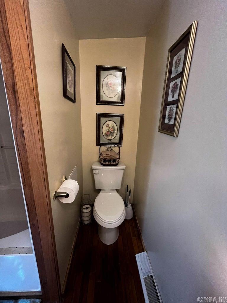 313 N 3rd  Thayer, MO