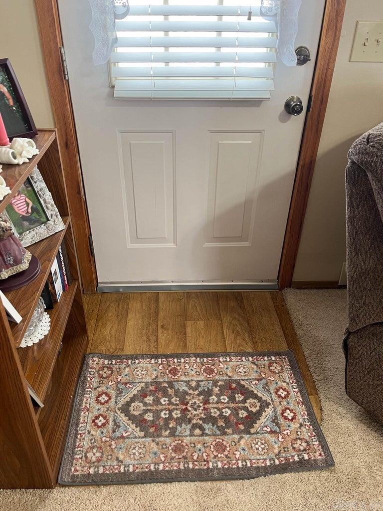 313 N 3rd  Thayer, MO