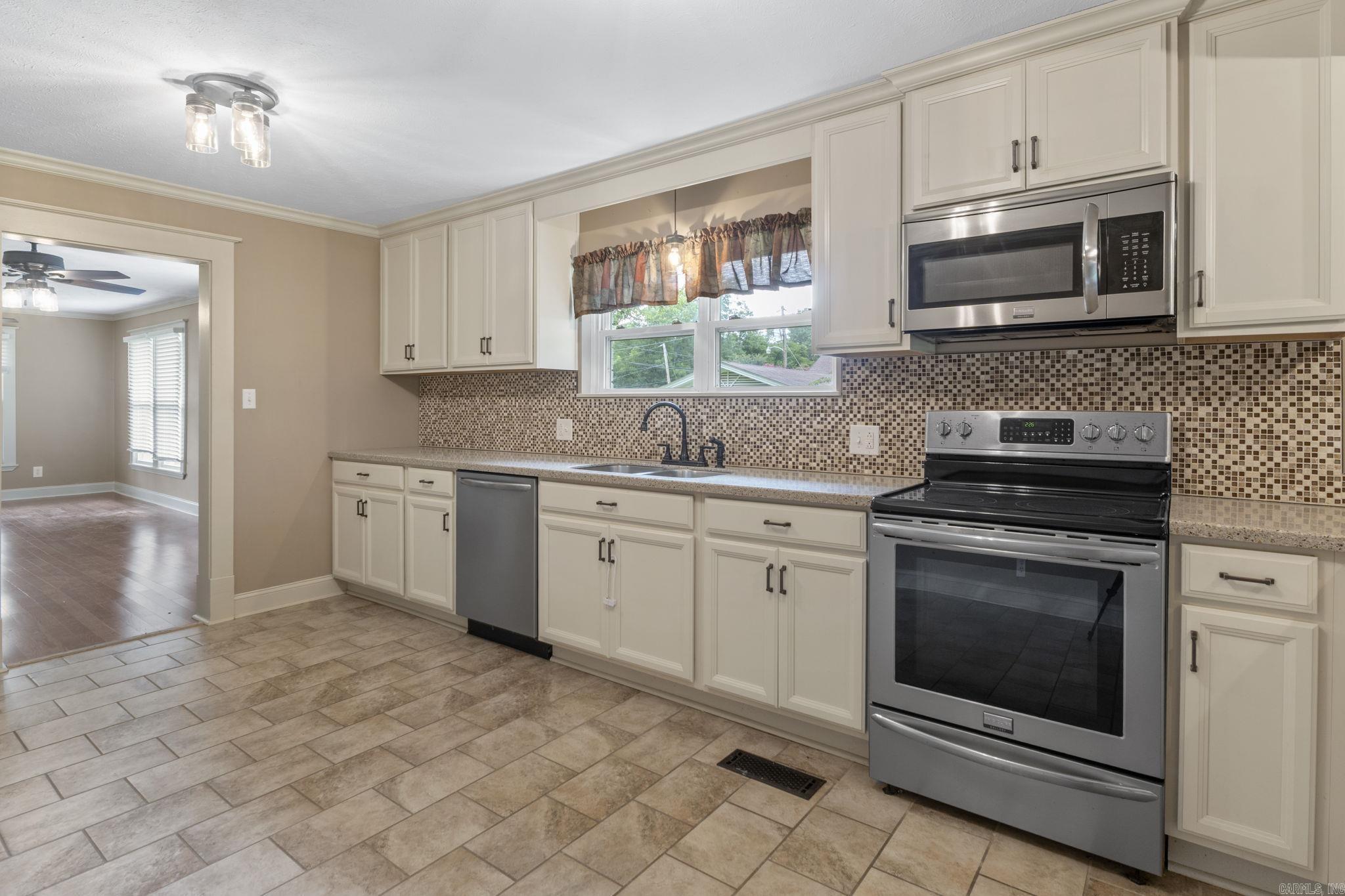 403 S West  Morrilton, AR