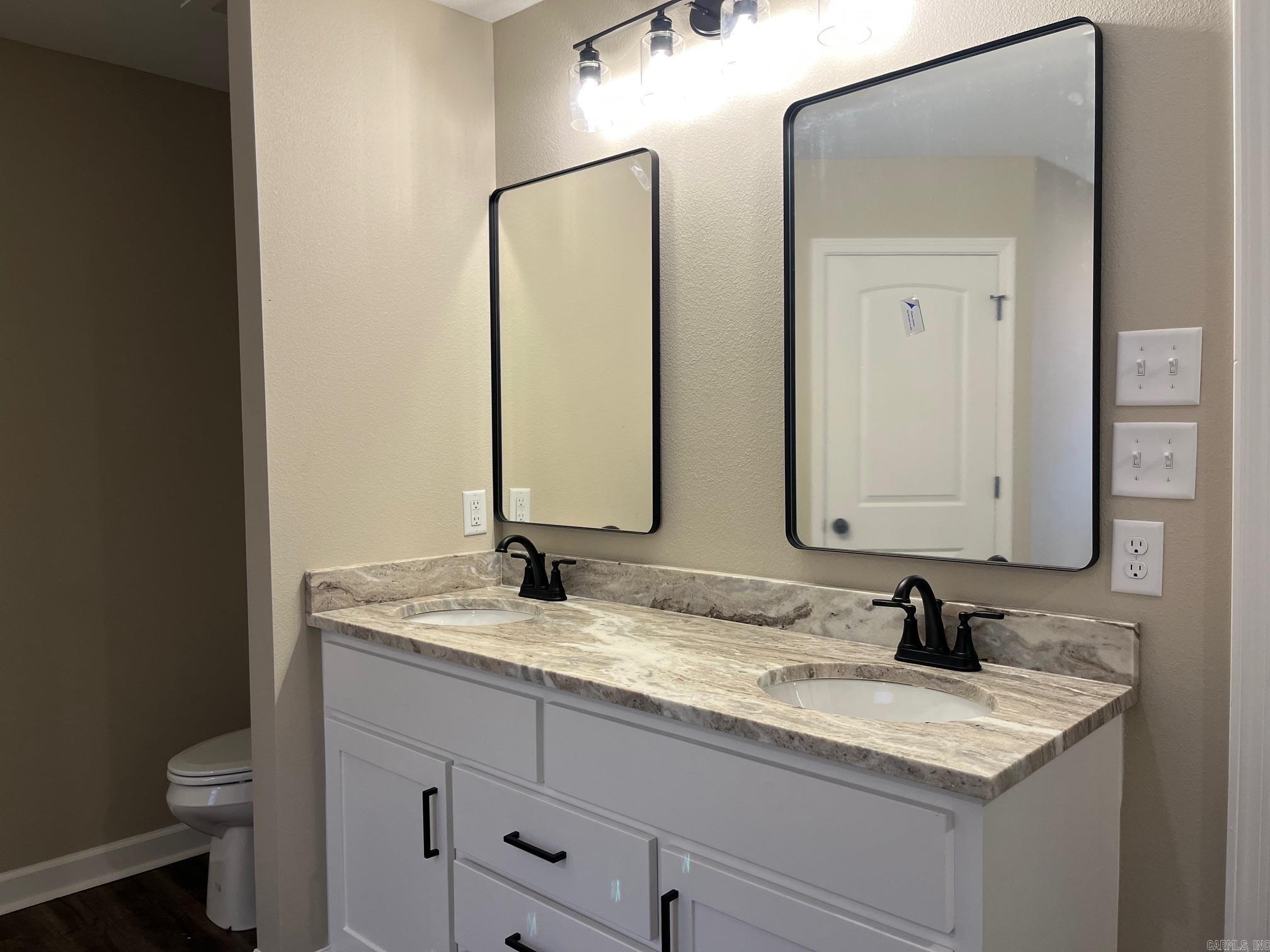 9056 Creek View  Bauxite, AR