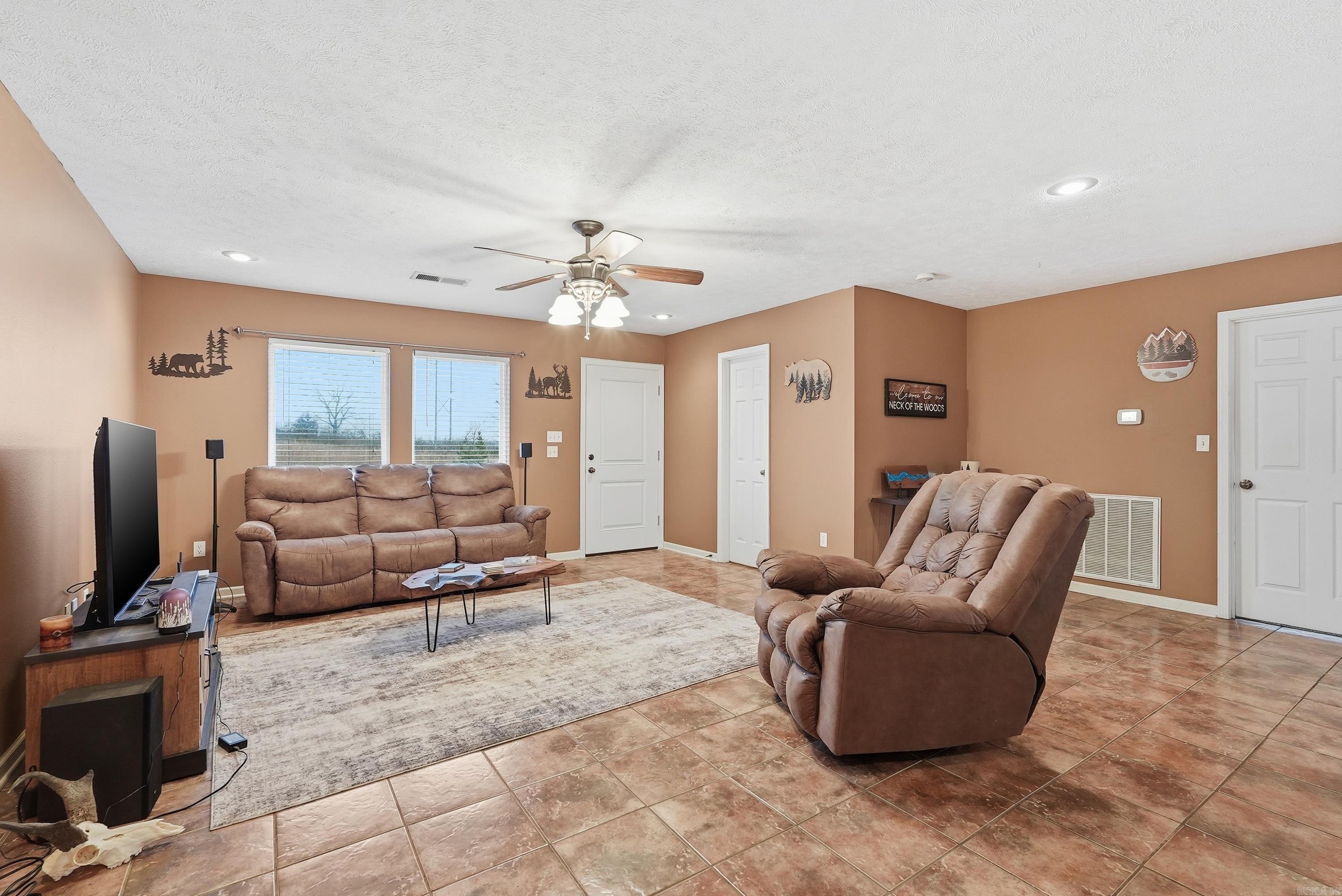 190 Hill Creek  Edgemont, AR