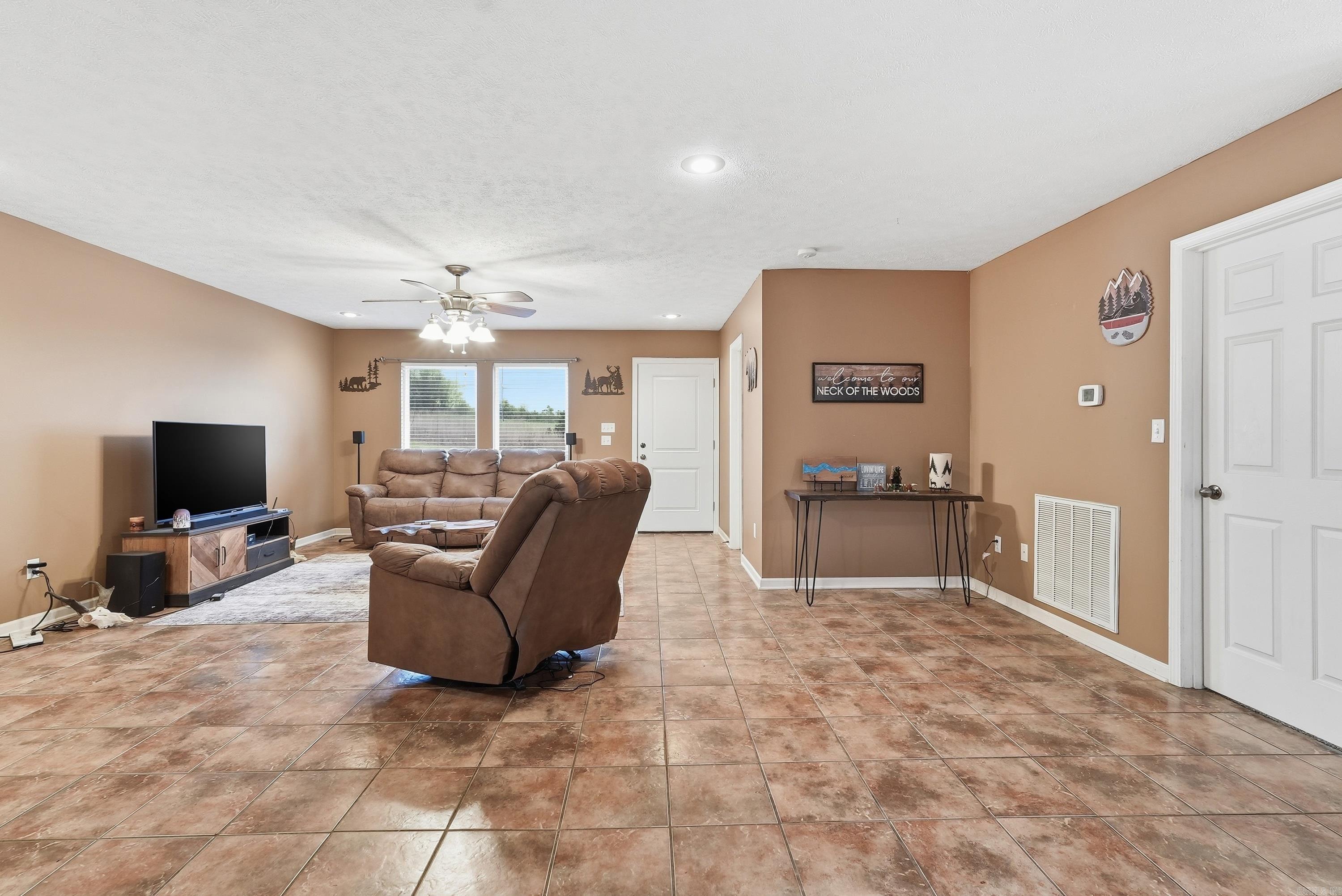 190 Hill Creek  Edgemont, AR