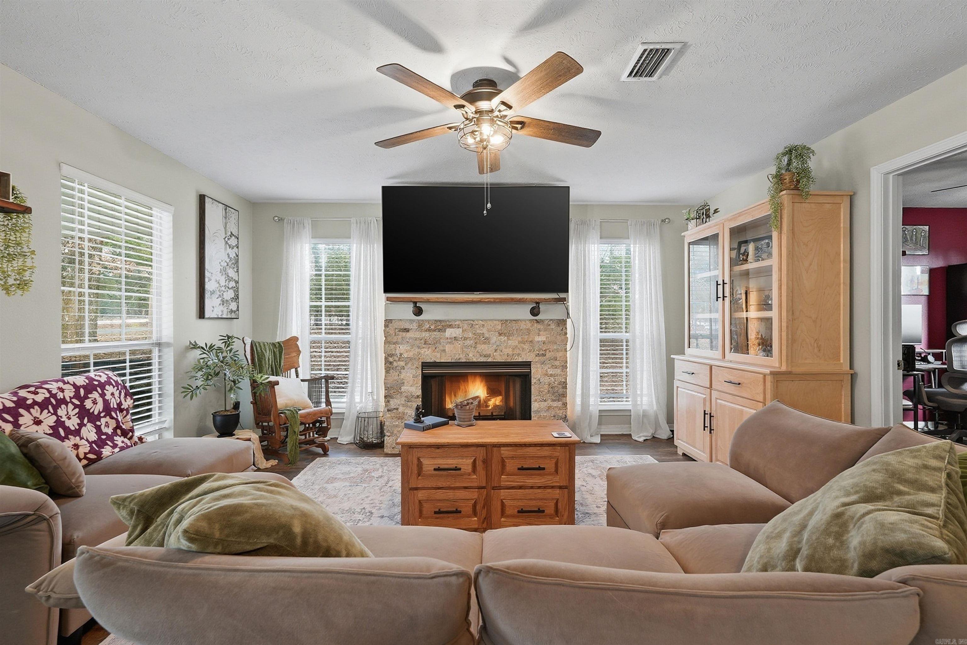 59 Ball Hill Rd  Greenbrier, AR