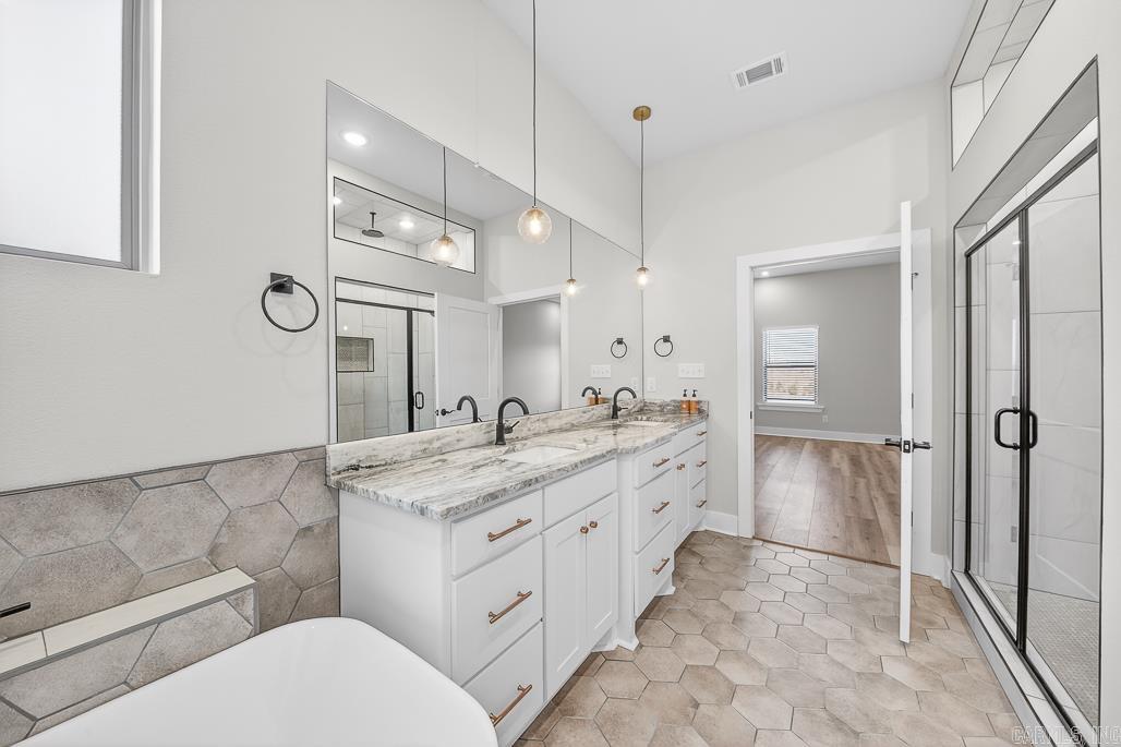 1593 Vista Drive Cabot, AR 72023