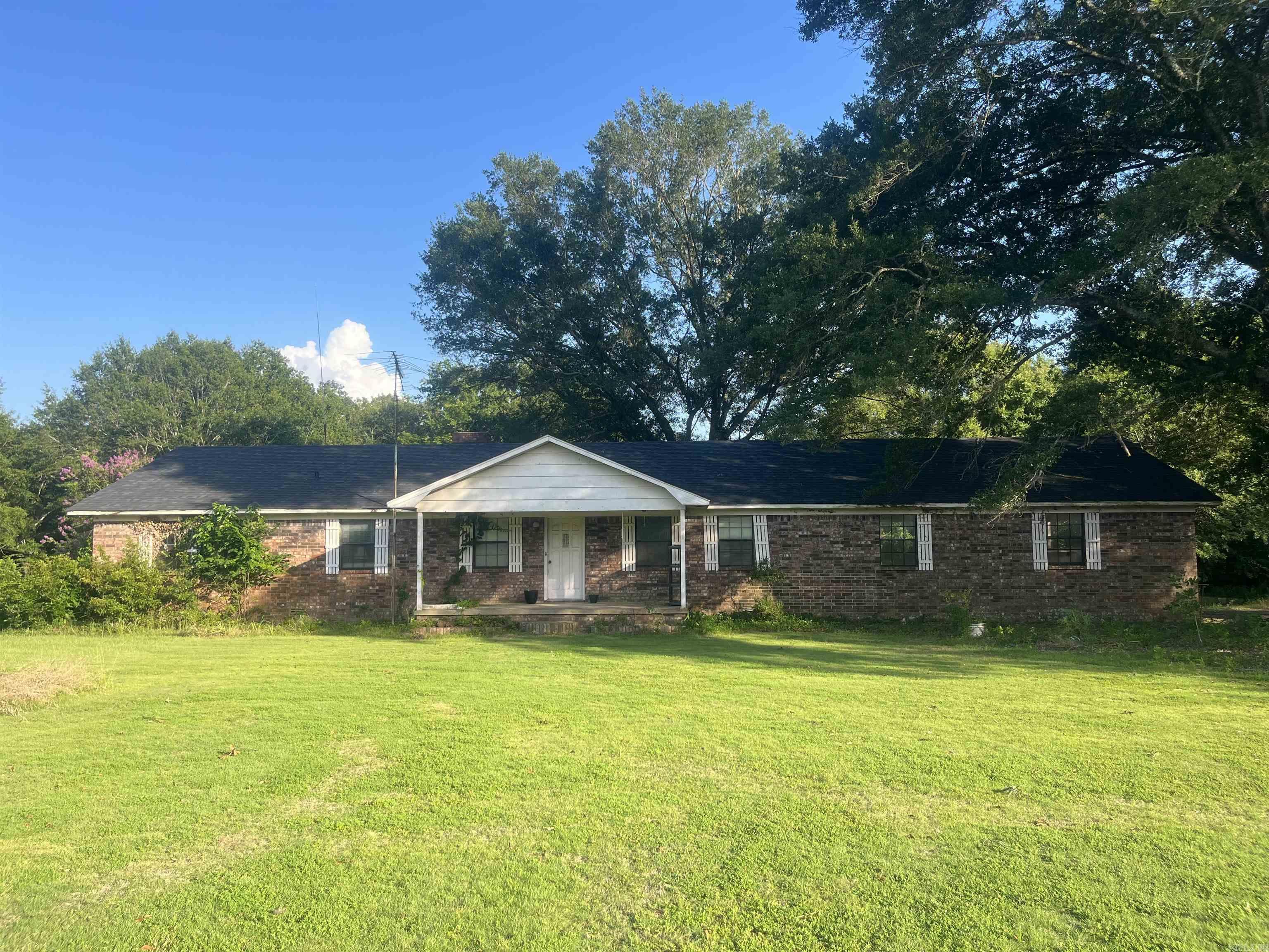 38631 Highway 67  Donaldson, AR
