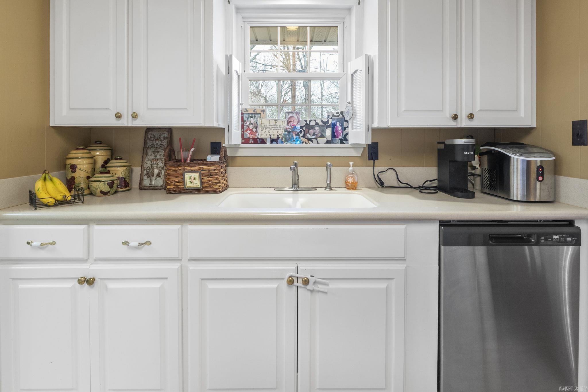 4005 Royal Oak  North Little Rock, AR