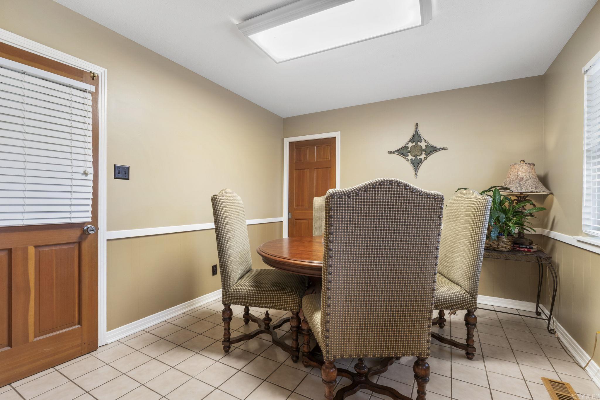 4005 Royal Oak  North Little Rock, AR