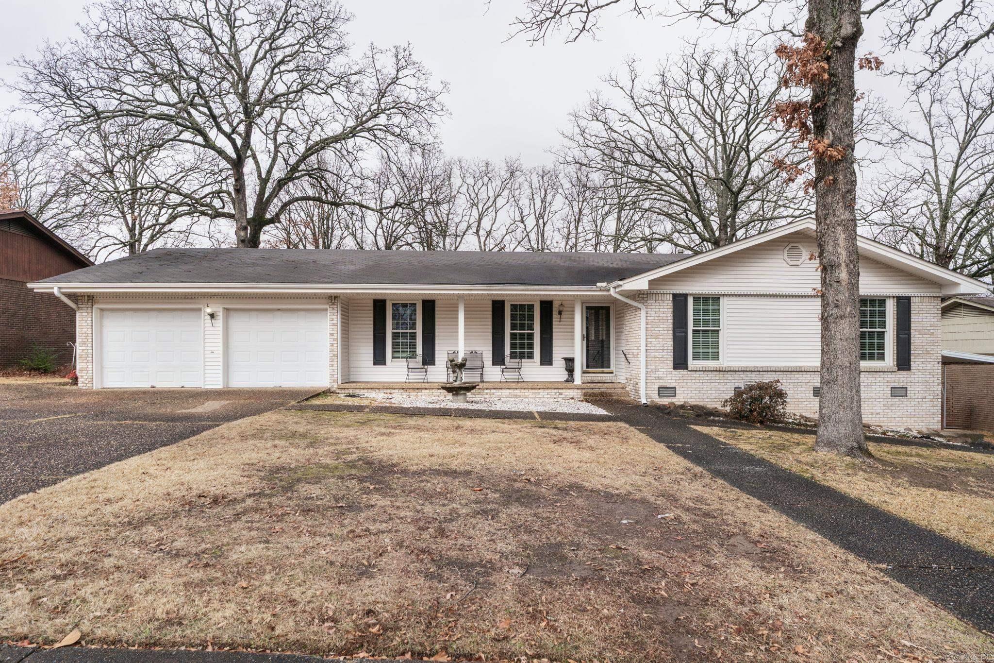 4005 Royal Oak  North Little Rock, AR