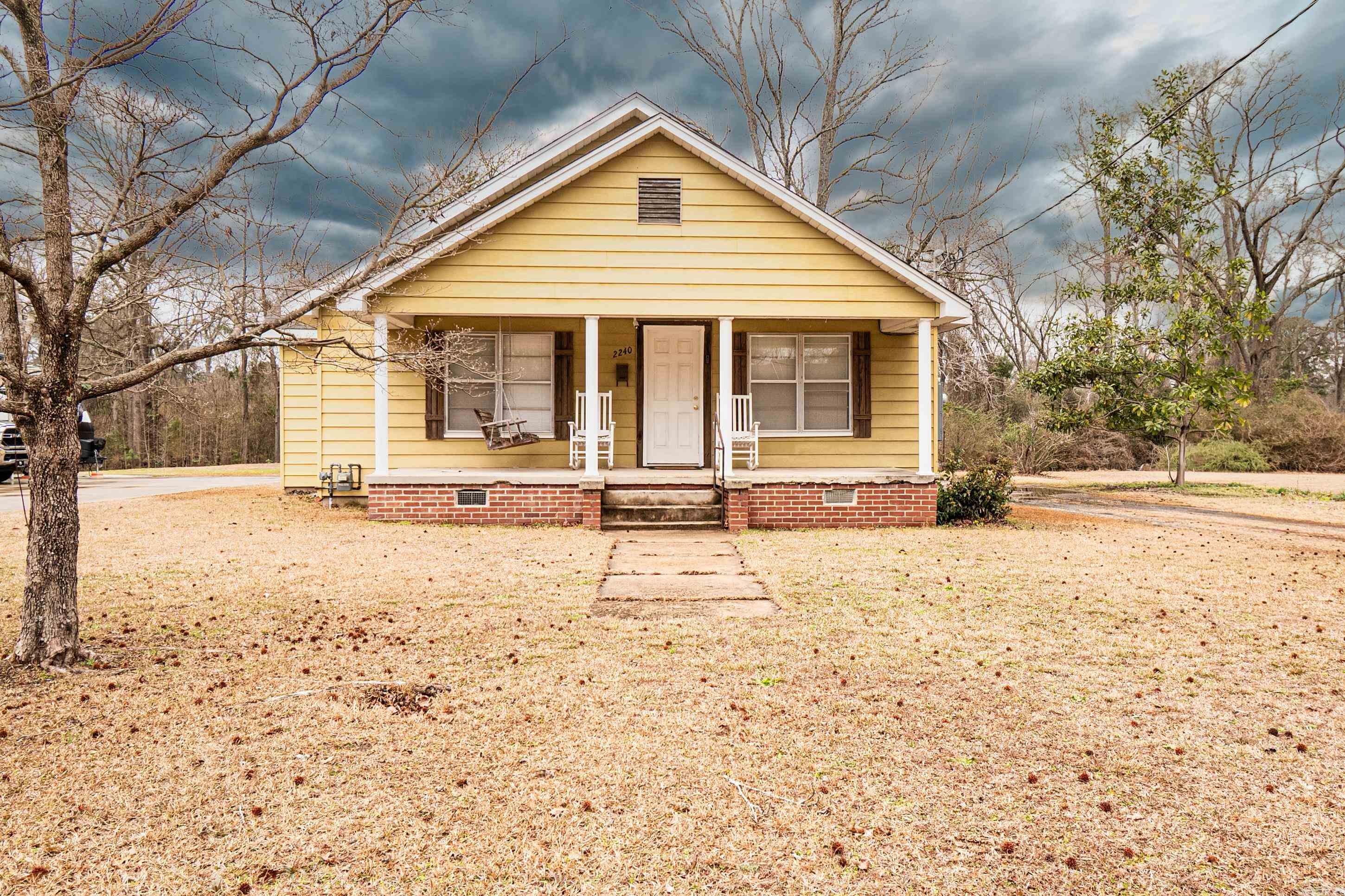 2240 Avon  Camden, AR