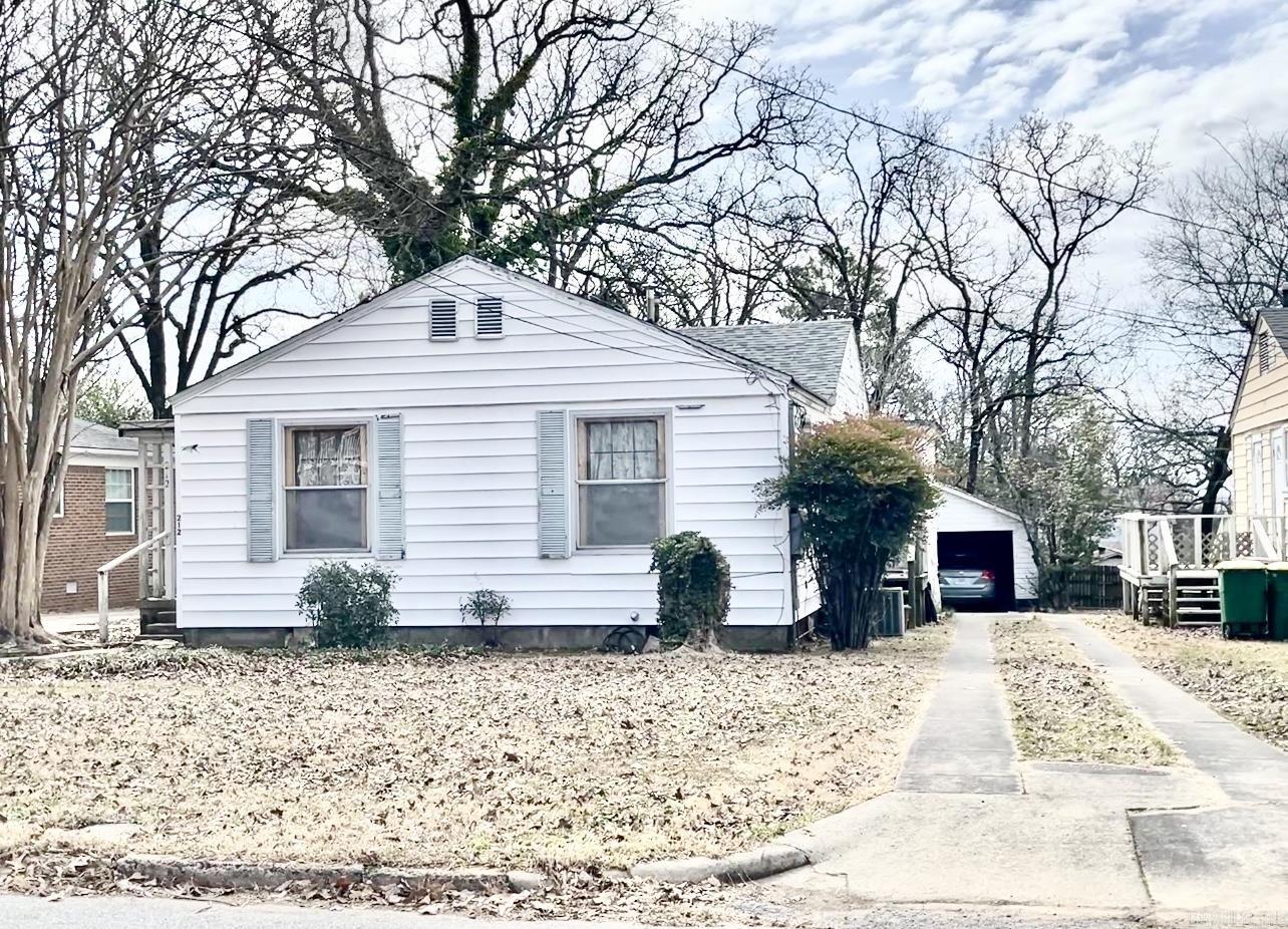 212 E B Avenue  North Little Rock, AR