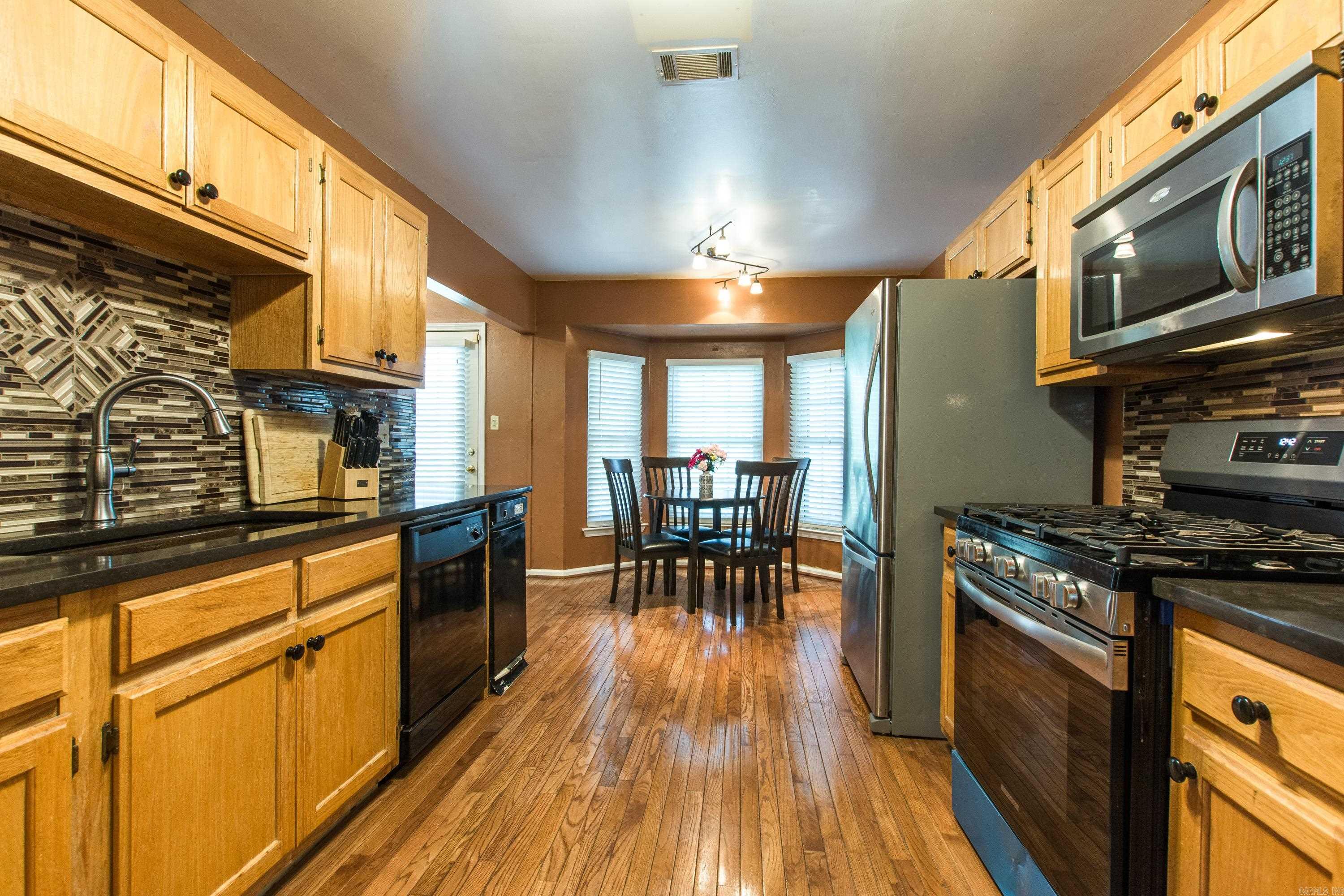 31 Turquoise Drive Maumelle, AR 72113