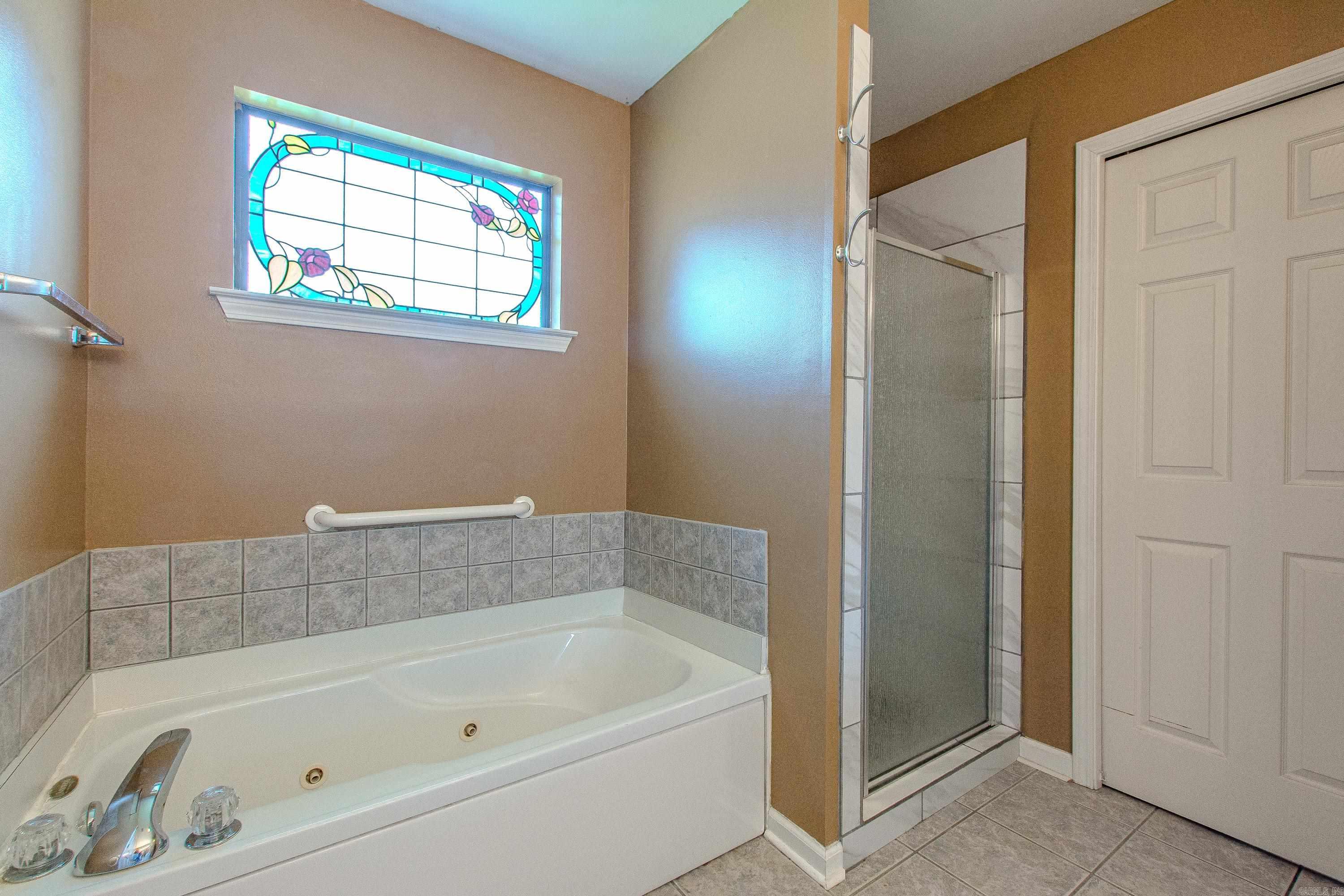 31 Turquoise Drive Maumelle, AR 72113