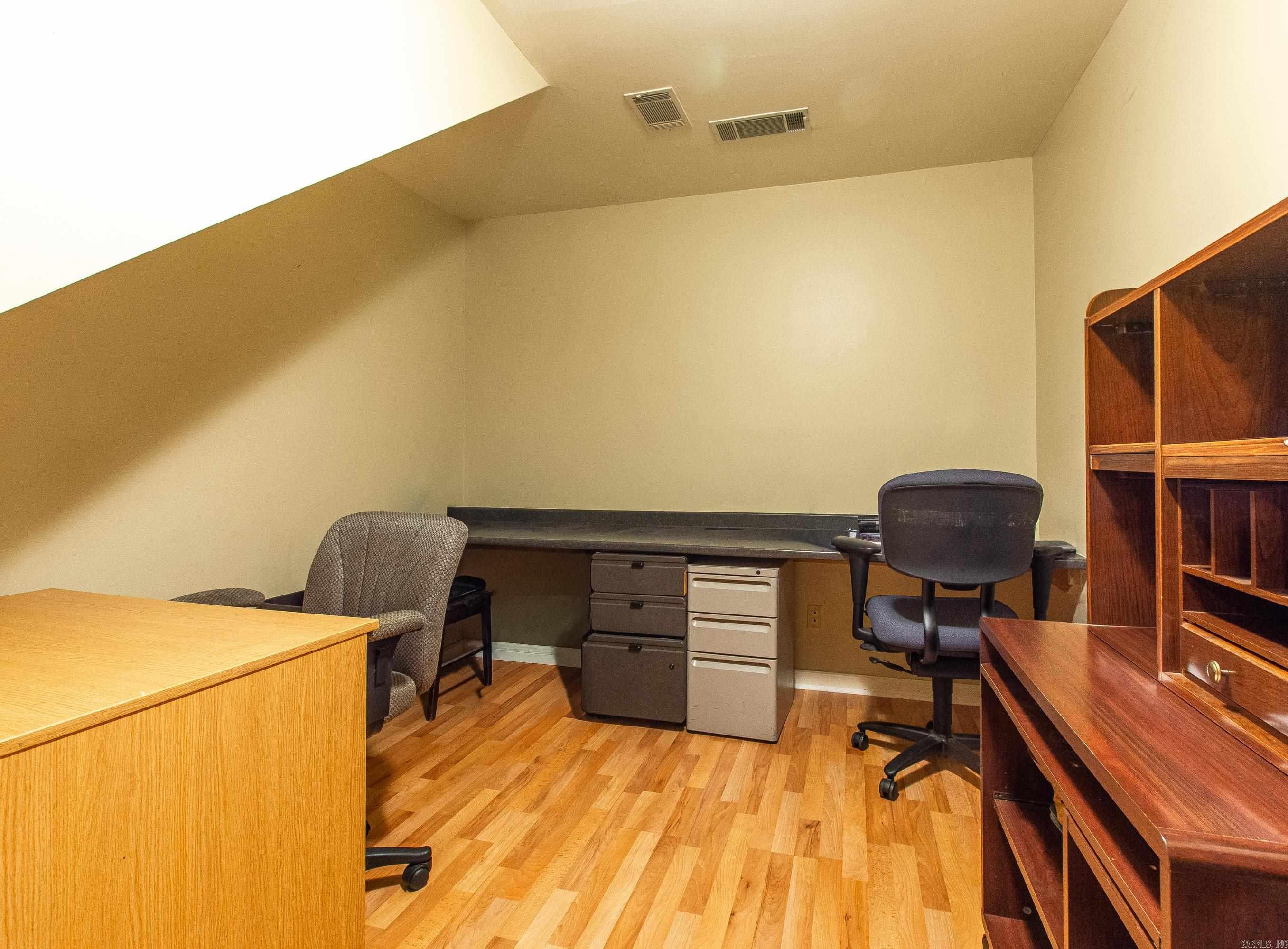 31 Turquoise Drive Maumelle, AR 72113