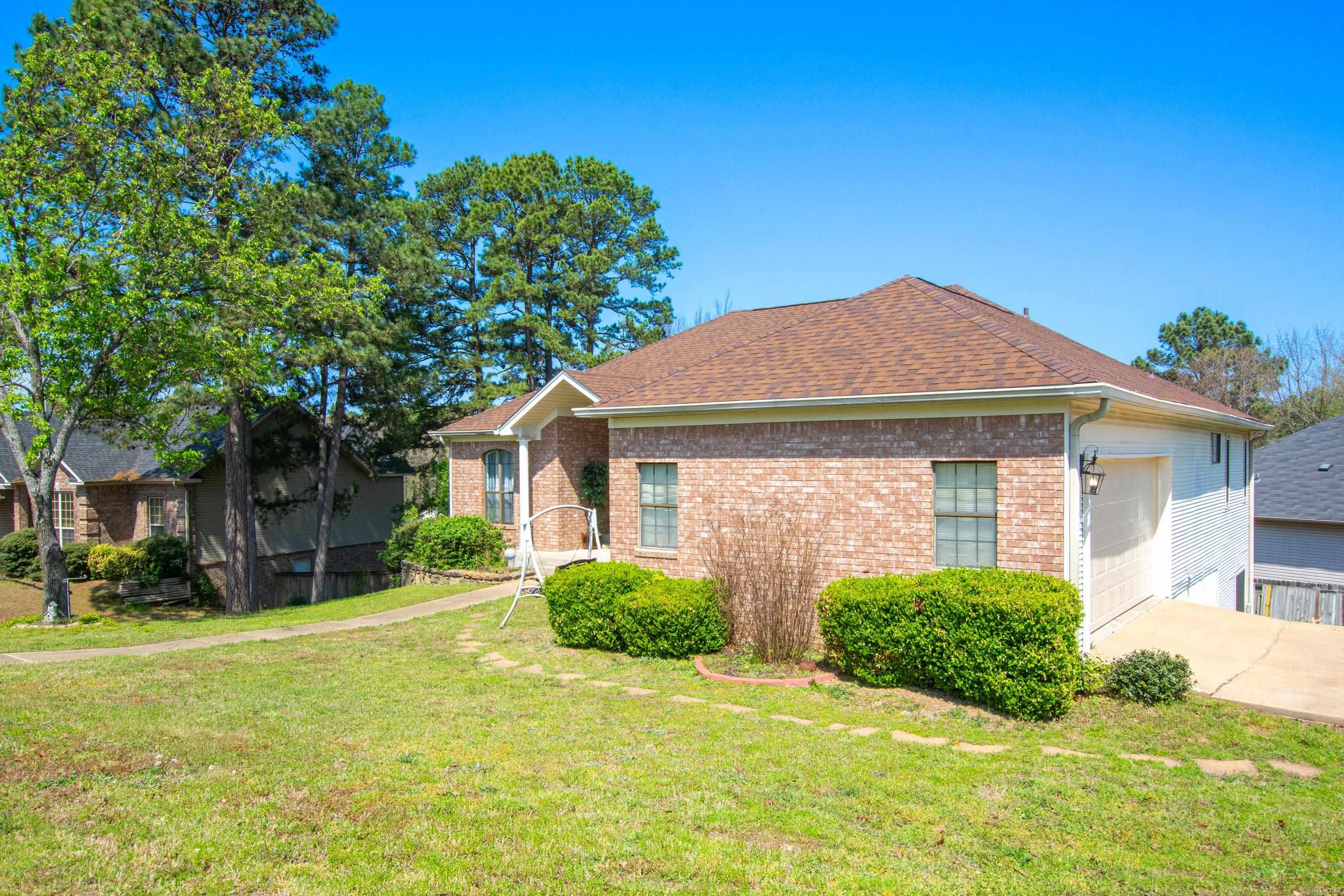 31 Turquoise Drive Maumelle, AR 72113